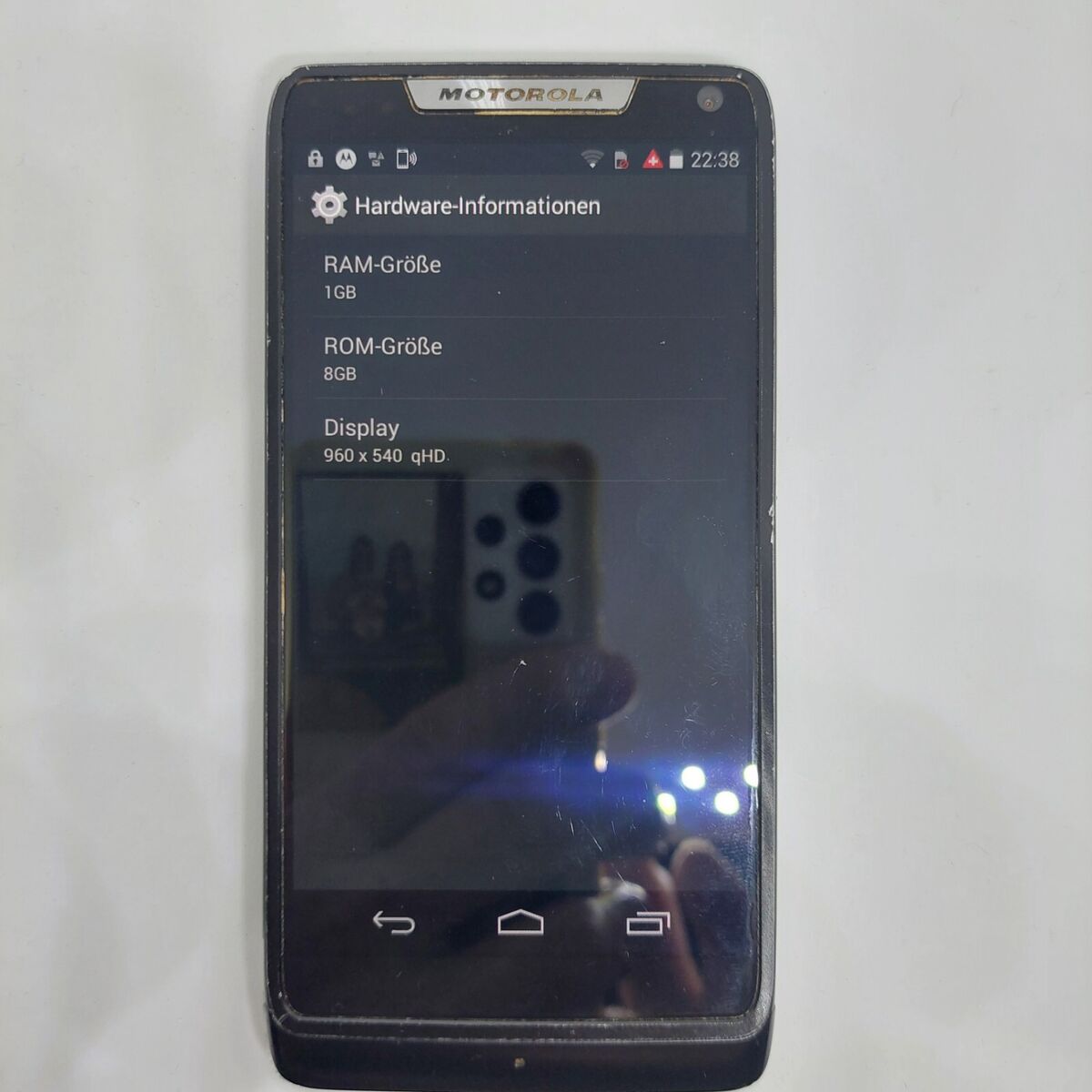 Motorola RAZR i XT890 Resim 5