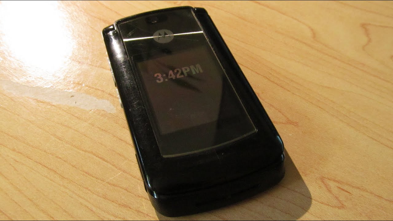 Motorola RAZR2 V9x Resim 4