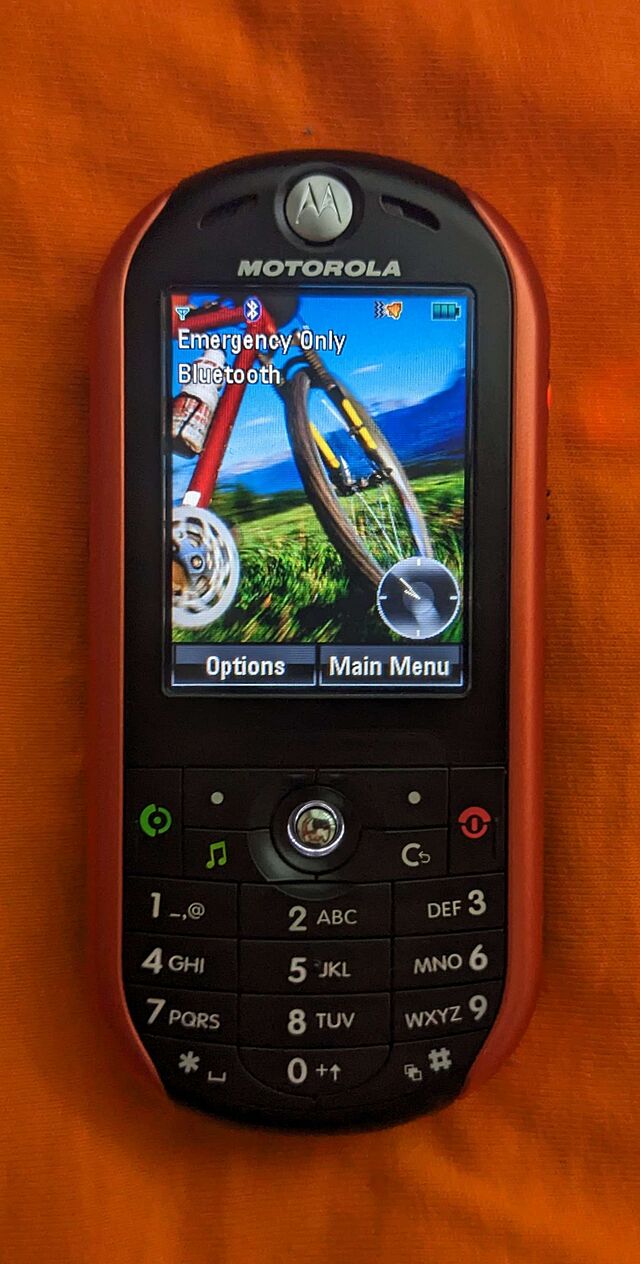 Motorola ROKR E2 Resim 4