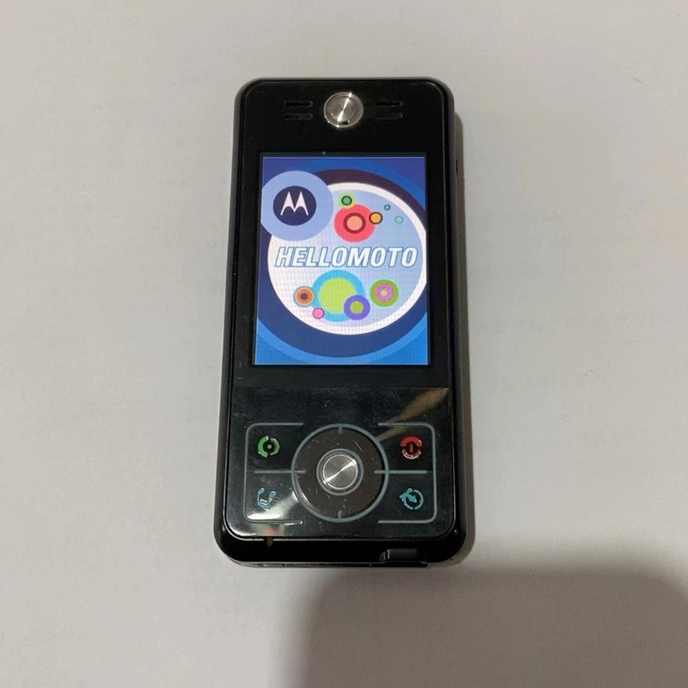 Motorola ROKR E6 Resim 3