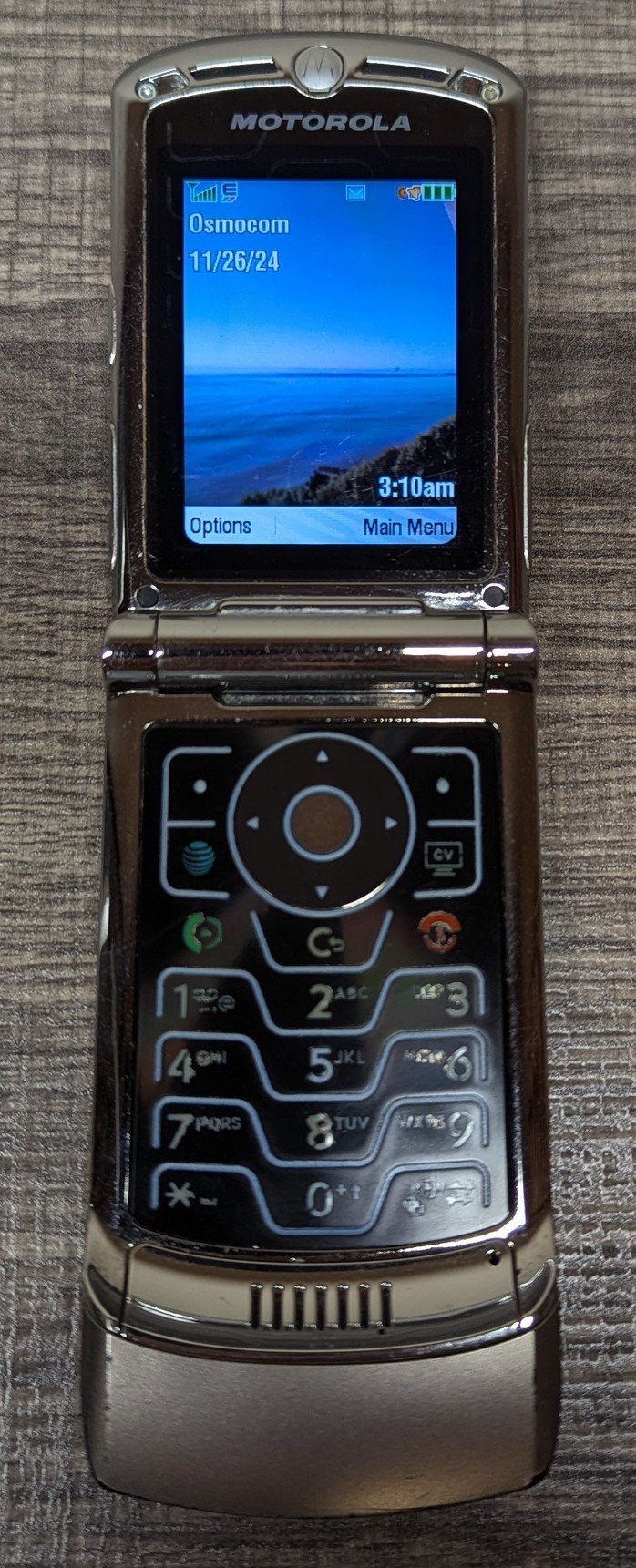 Motorola V1100 Resim 3
