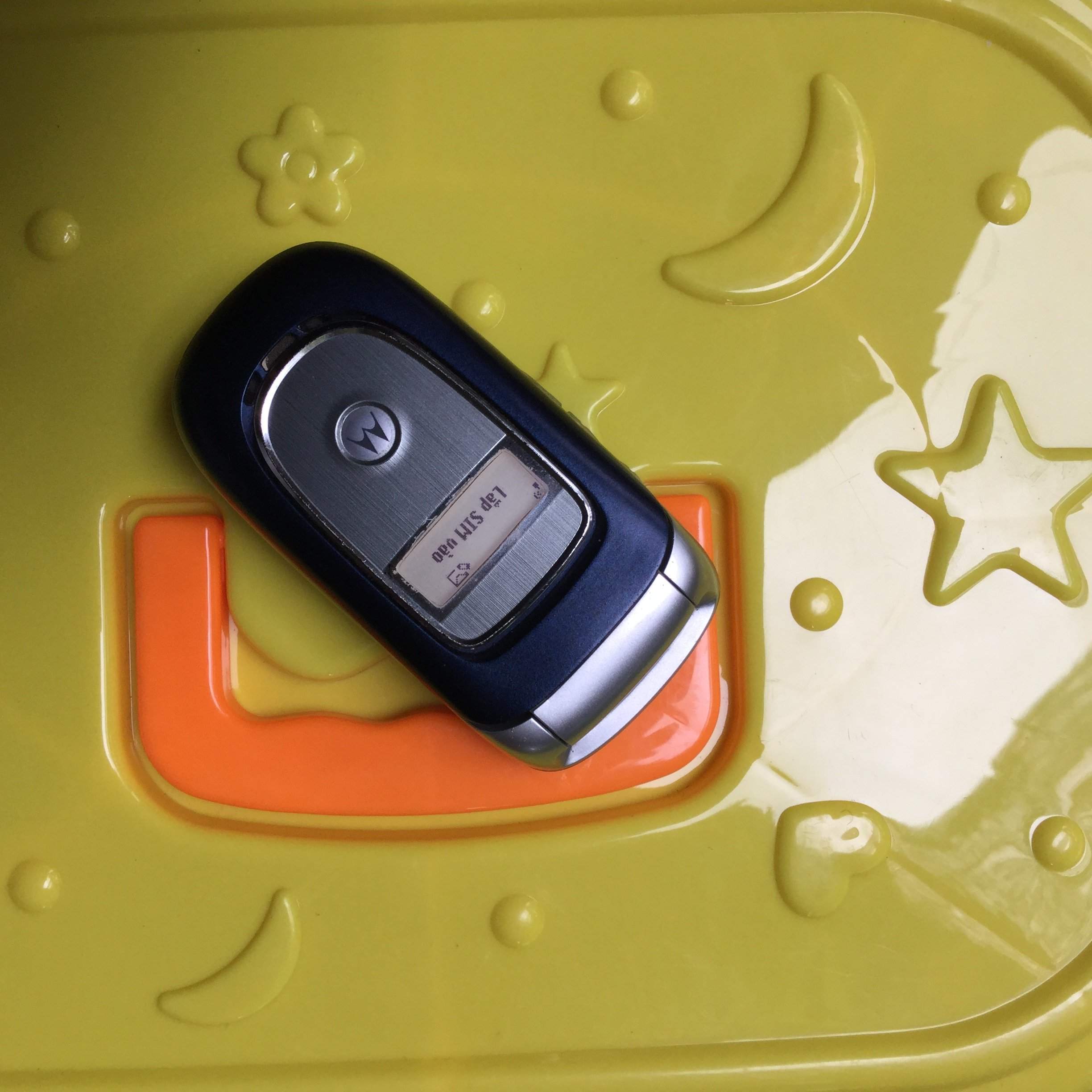 Motorola V191 Resim 3