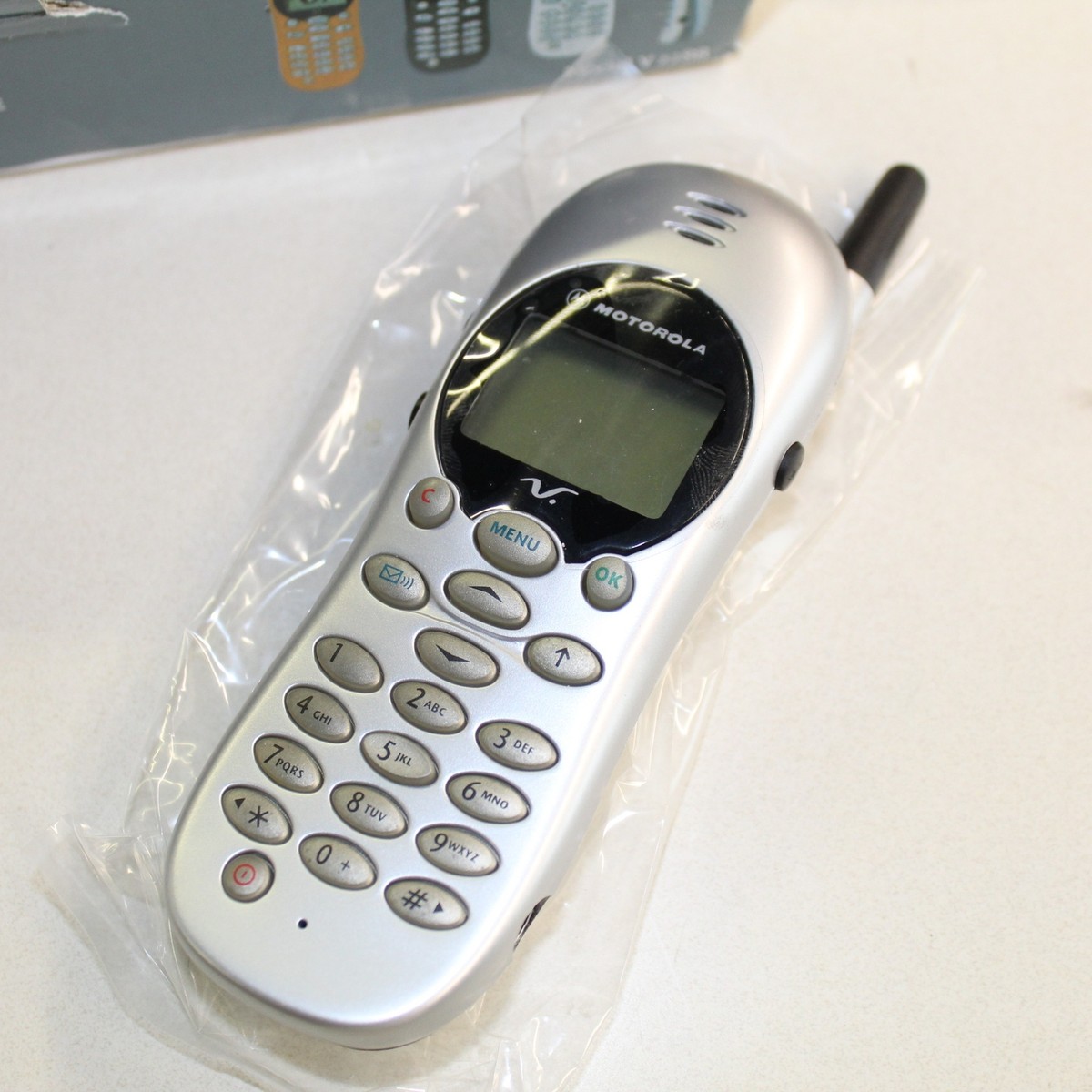 Motorola V2288 Resim 3