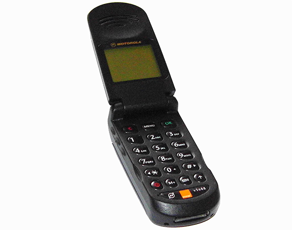 Motorola V3688 Resim 3