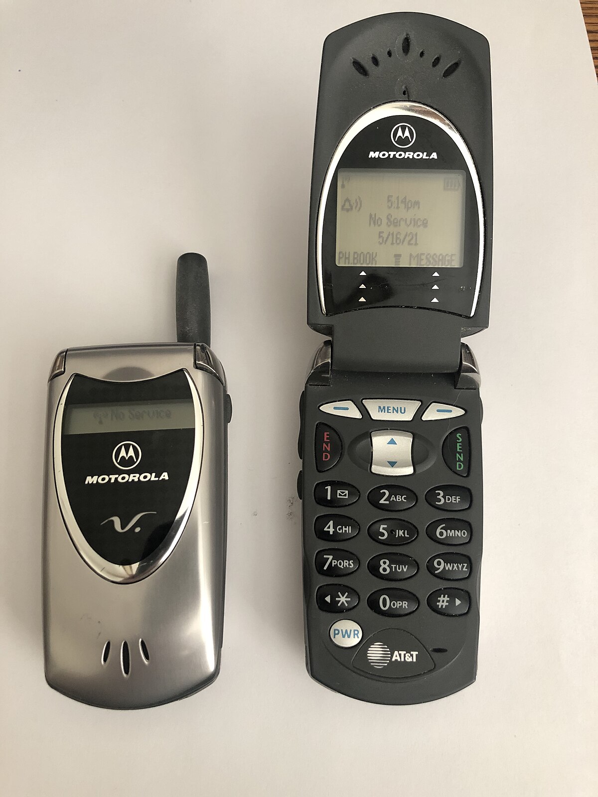 Motorola V60