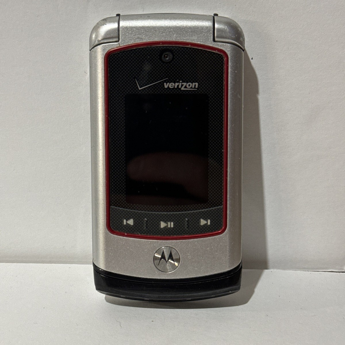 Motorola V750