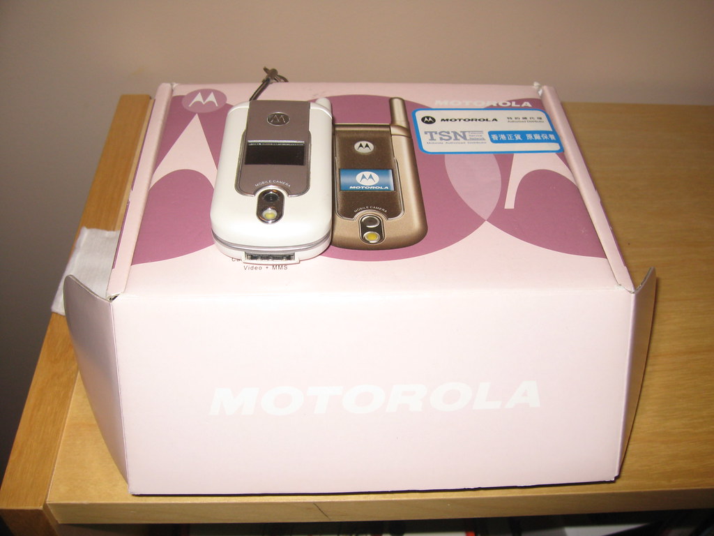 Motorola V878 Resim 2
