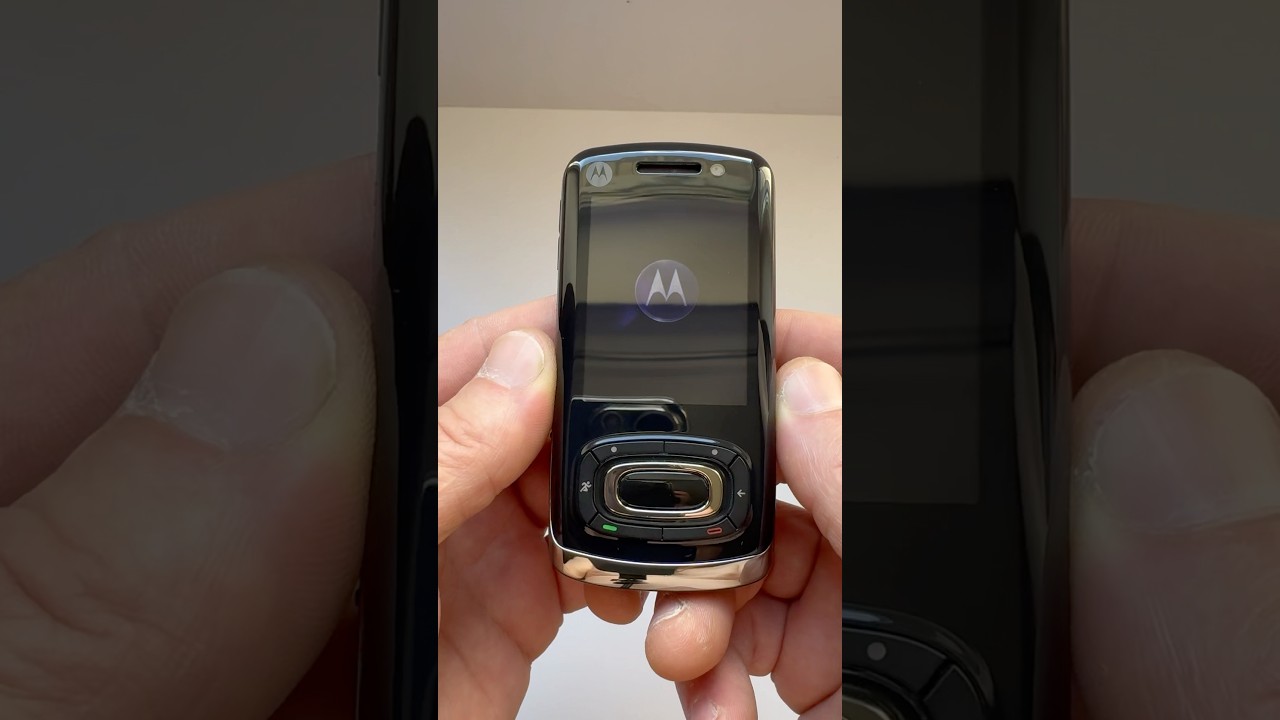 Motorola W7 Active Edition