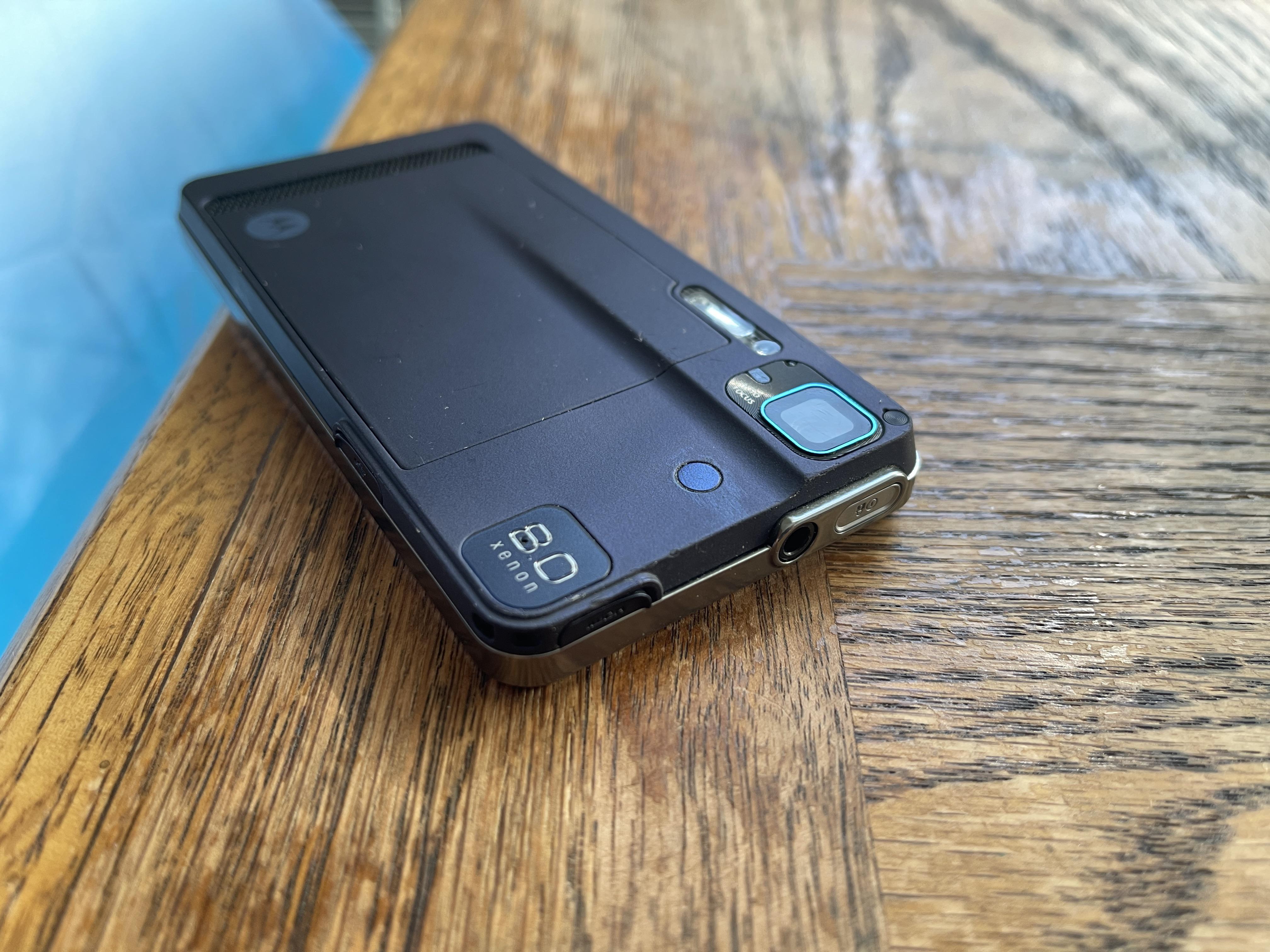 Motorola XT720 MOTOROI Resim 4