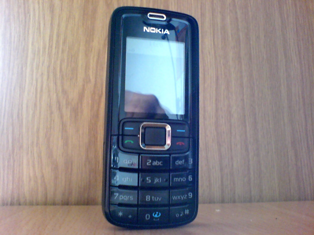 Nokia 3110 Evolve Resim 3