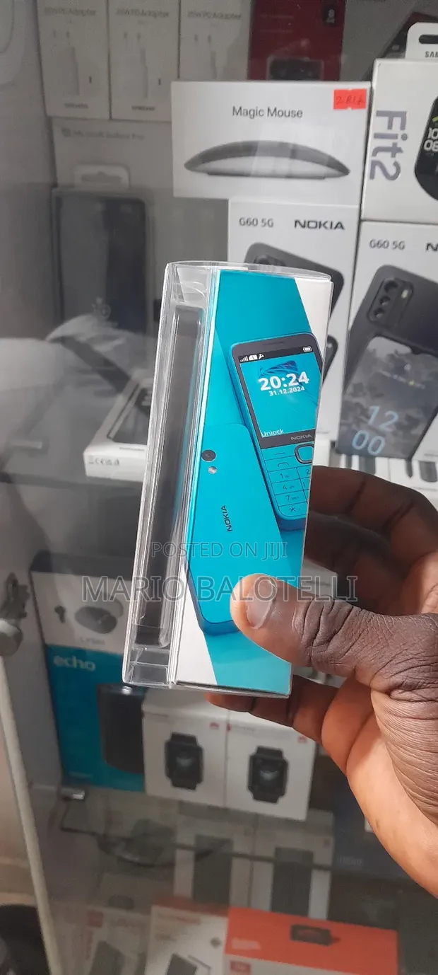 Nokia 5235 Comes With Music Resim 4