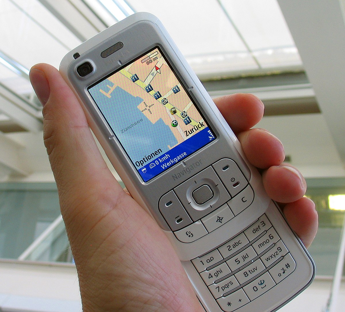 Nokia 6110 Navigator Resim 2