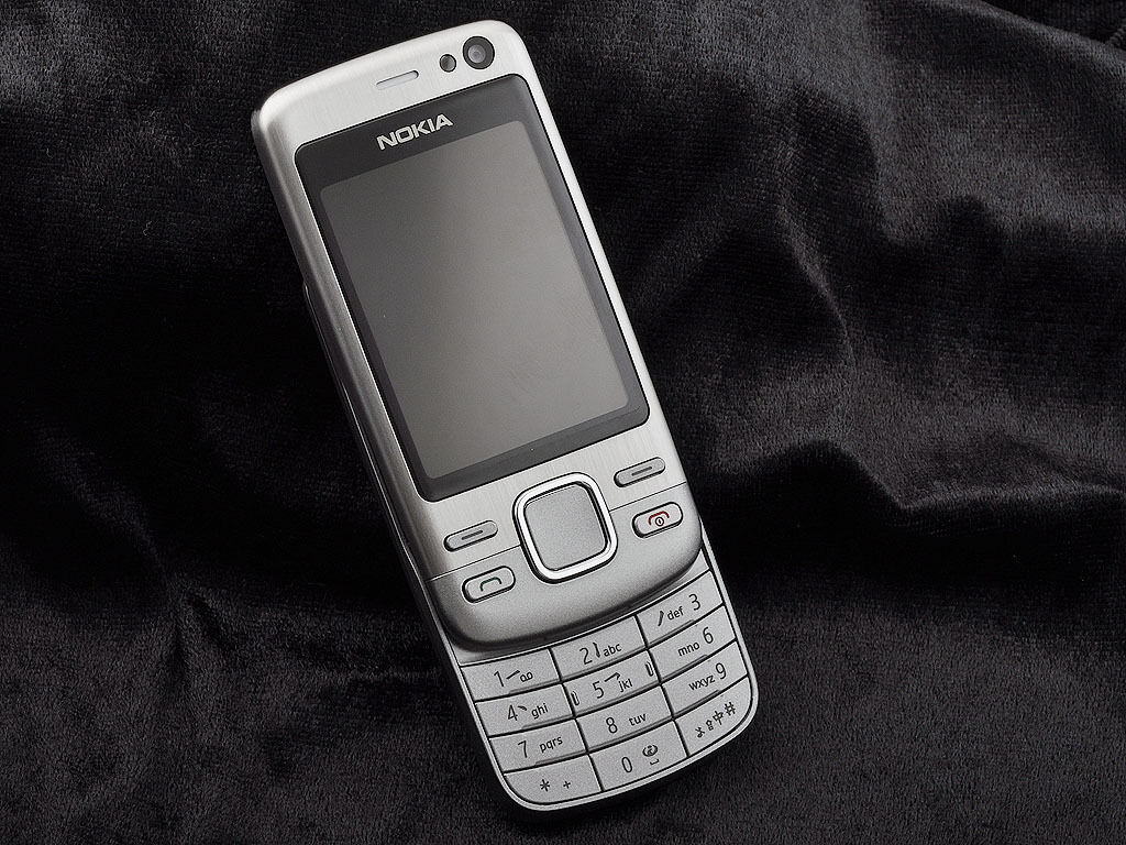 Nokia 6600i slide