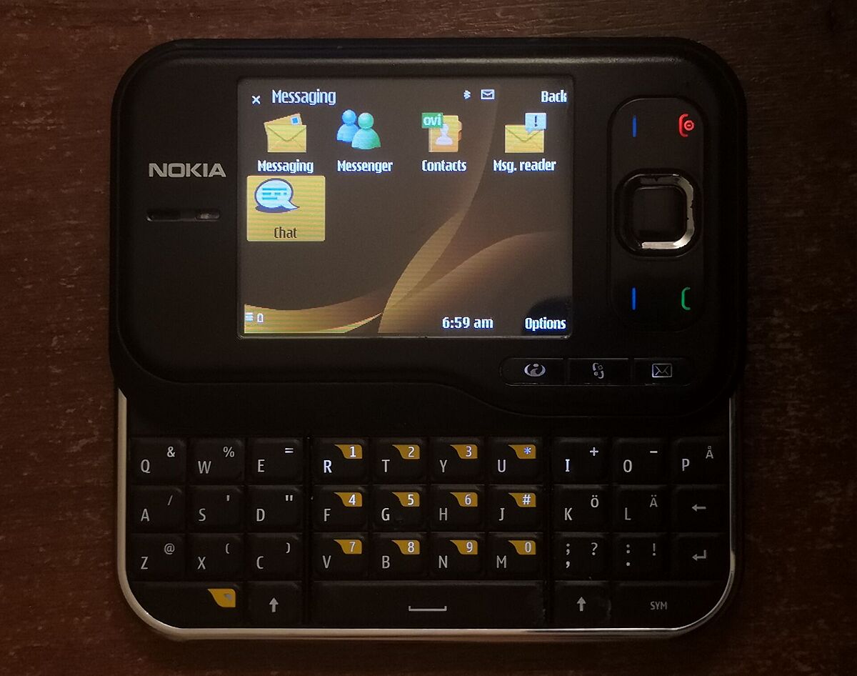 Nokia 6760 slide Resim 5