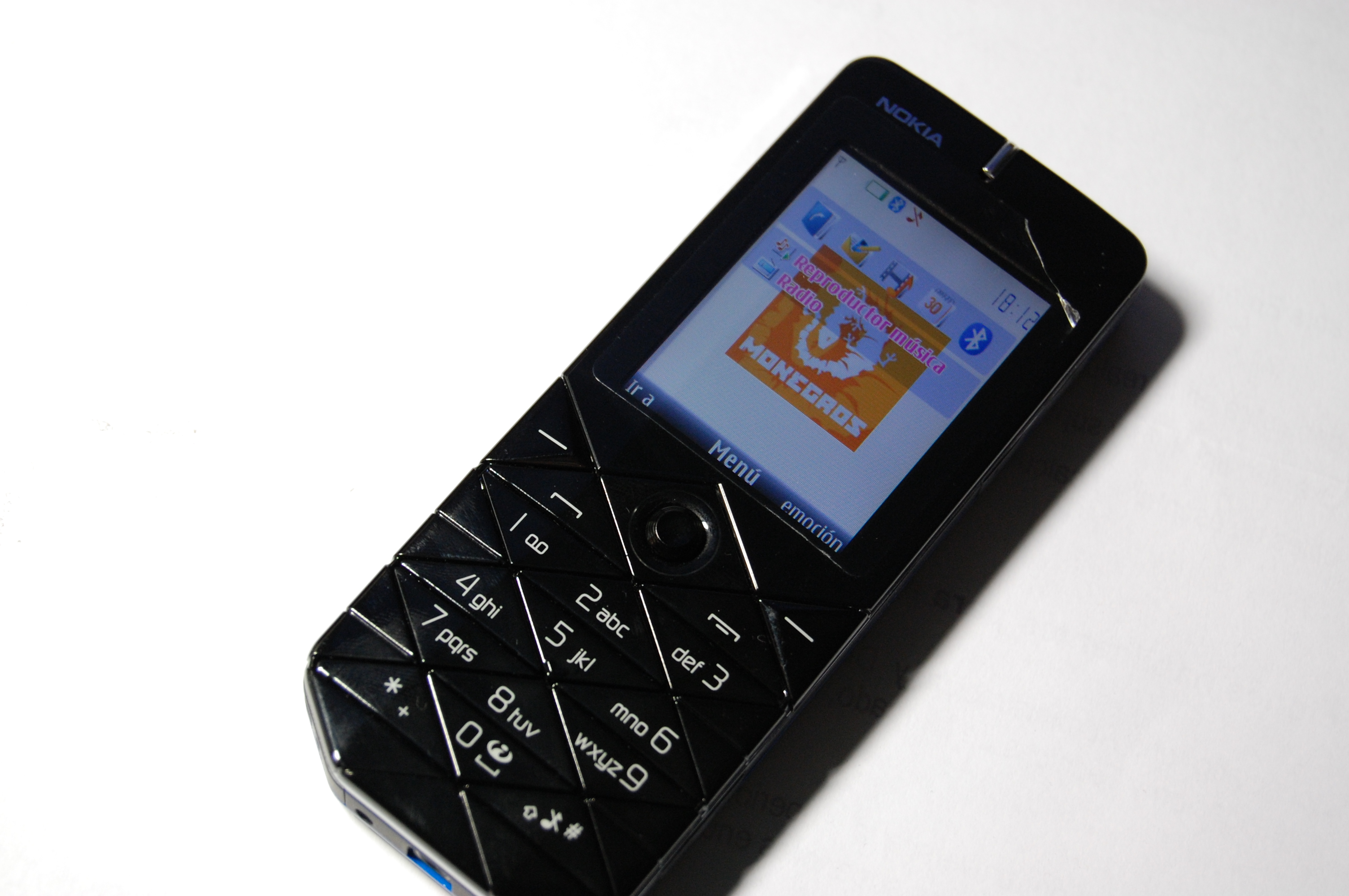 Nokia 7500 Prism