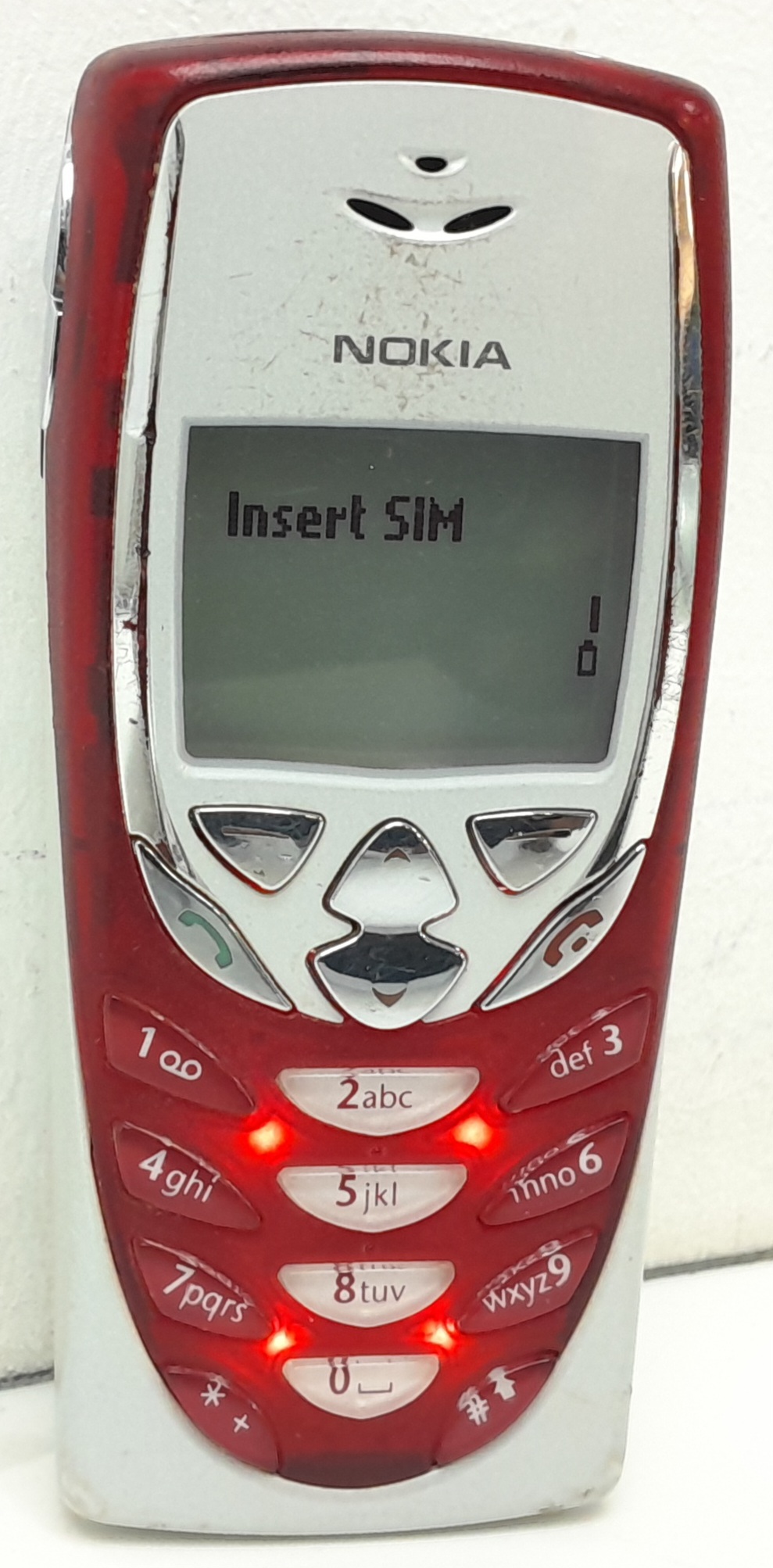 Nokia 8310 Resim 2