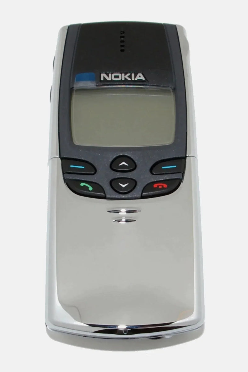 Nokia 8810 Resim 2