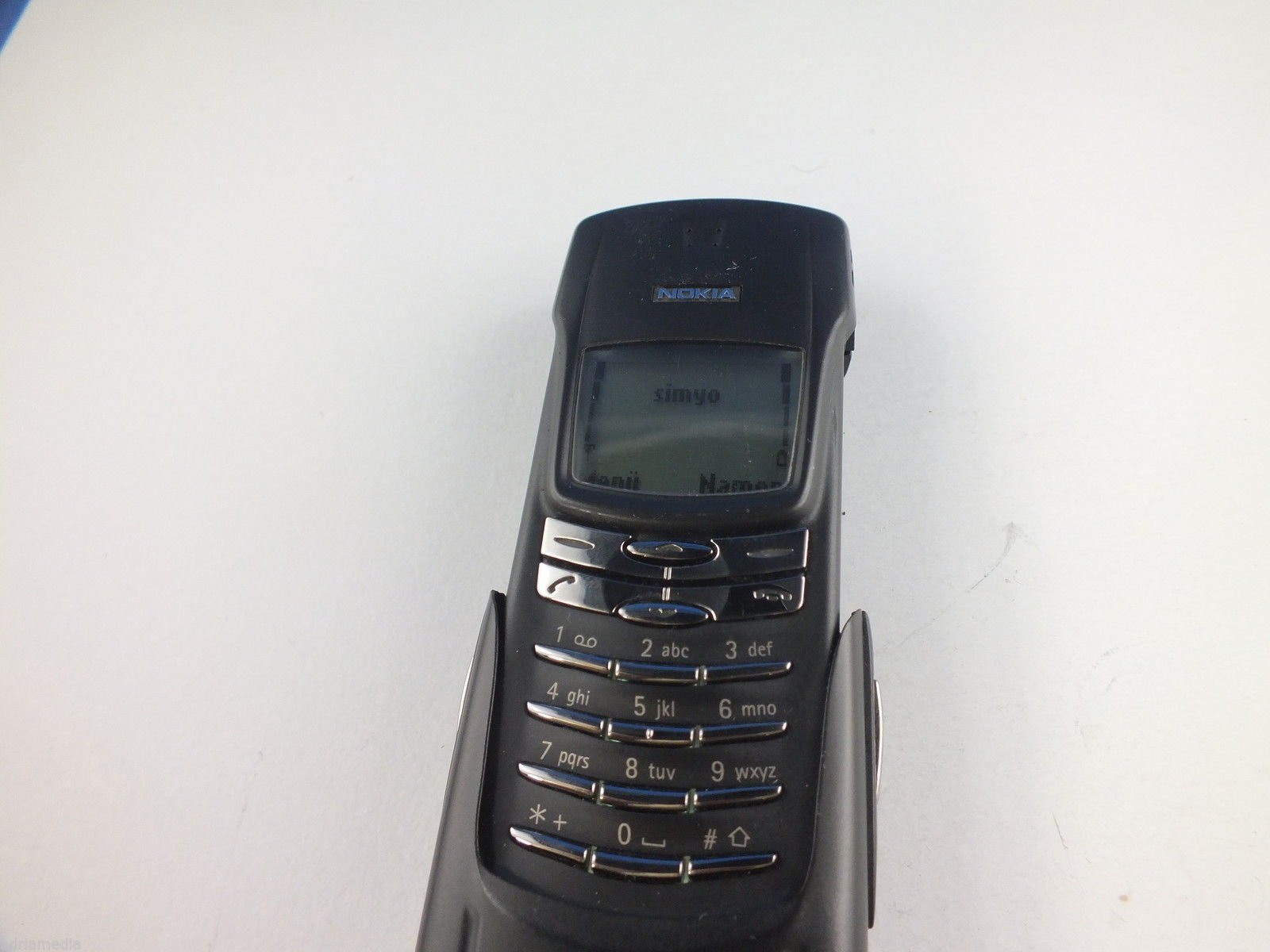Nokia 8910 Resim 3
