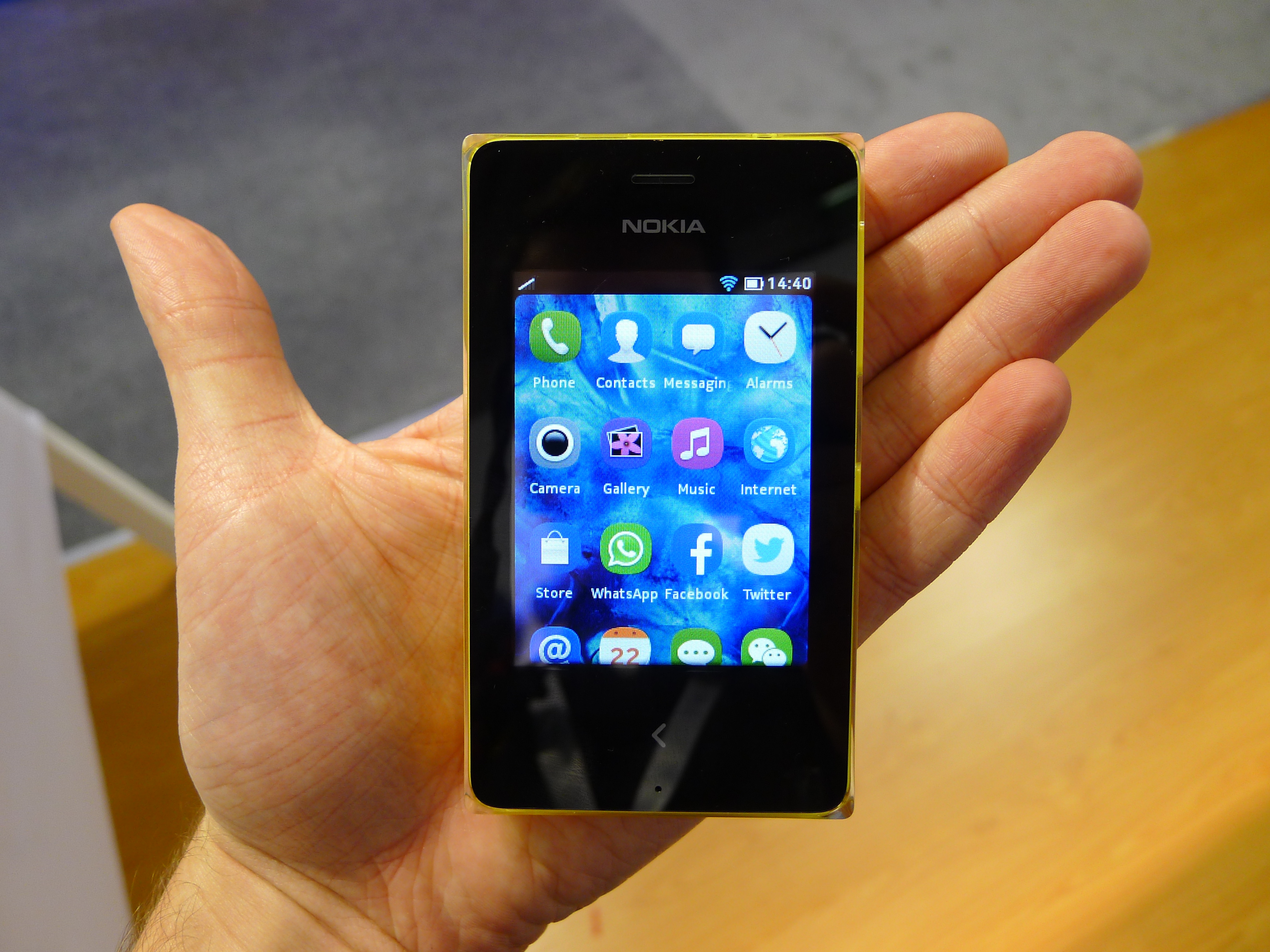 Nokia Asha 500 Resim 4