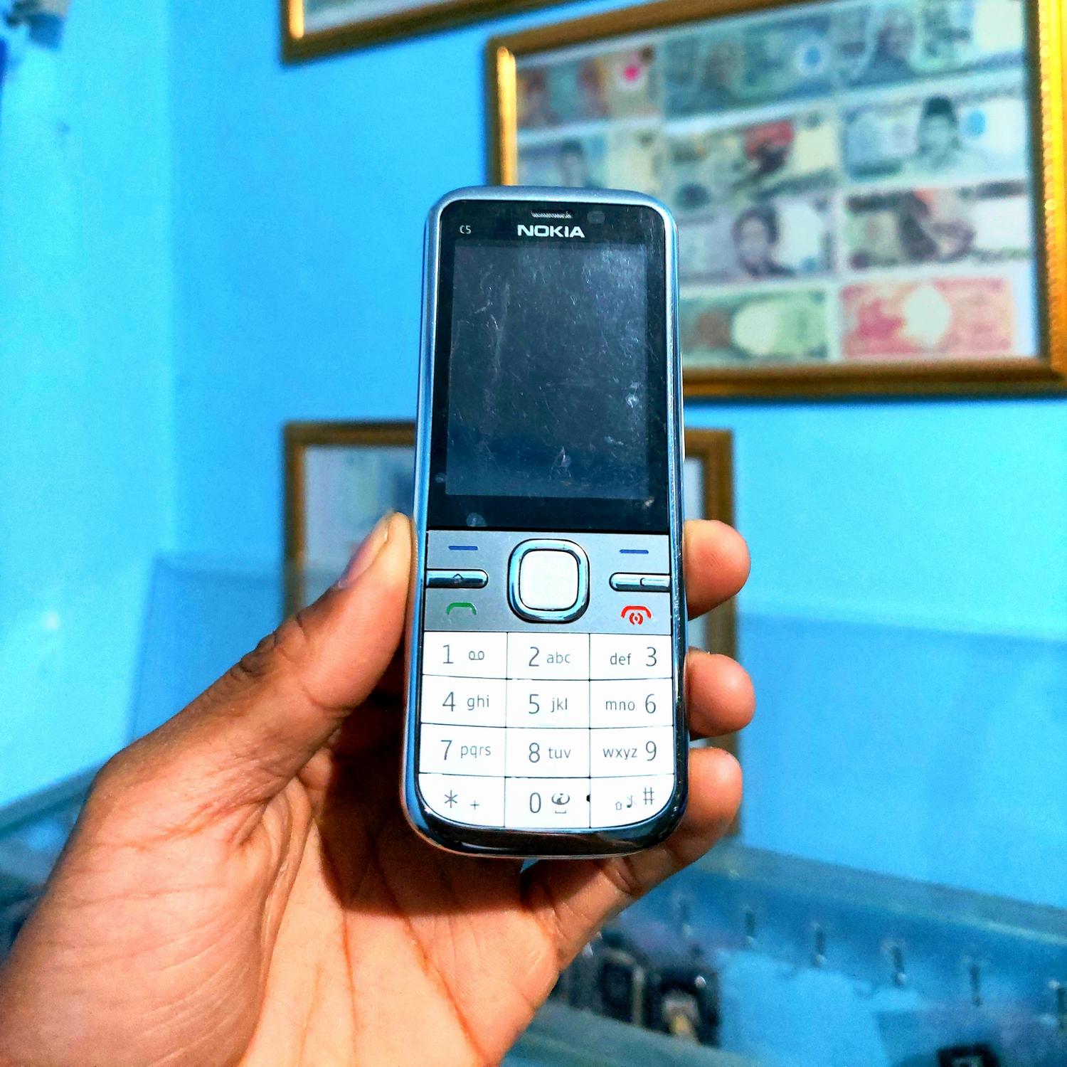 Nokia C5 TD-SCDMA Resim 5
