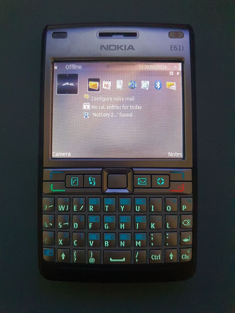 Nokia E61i Resim 2
