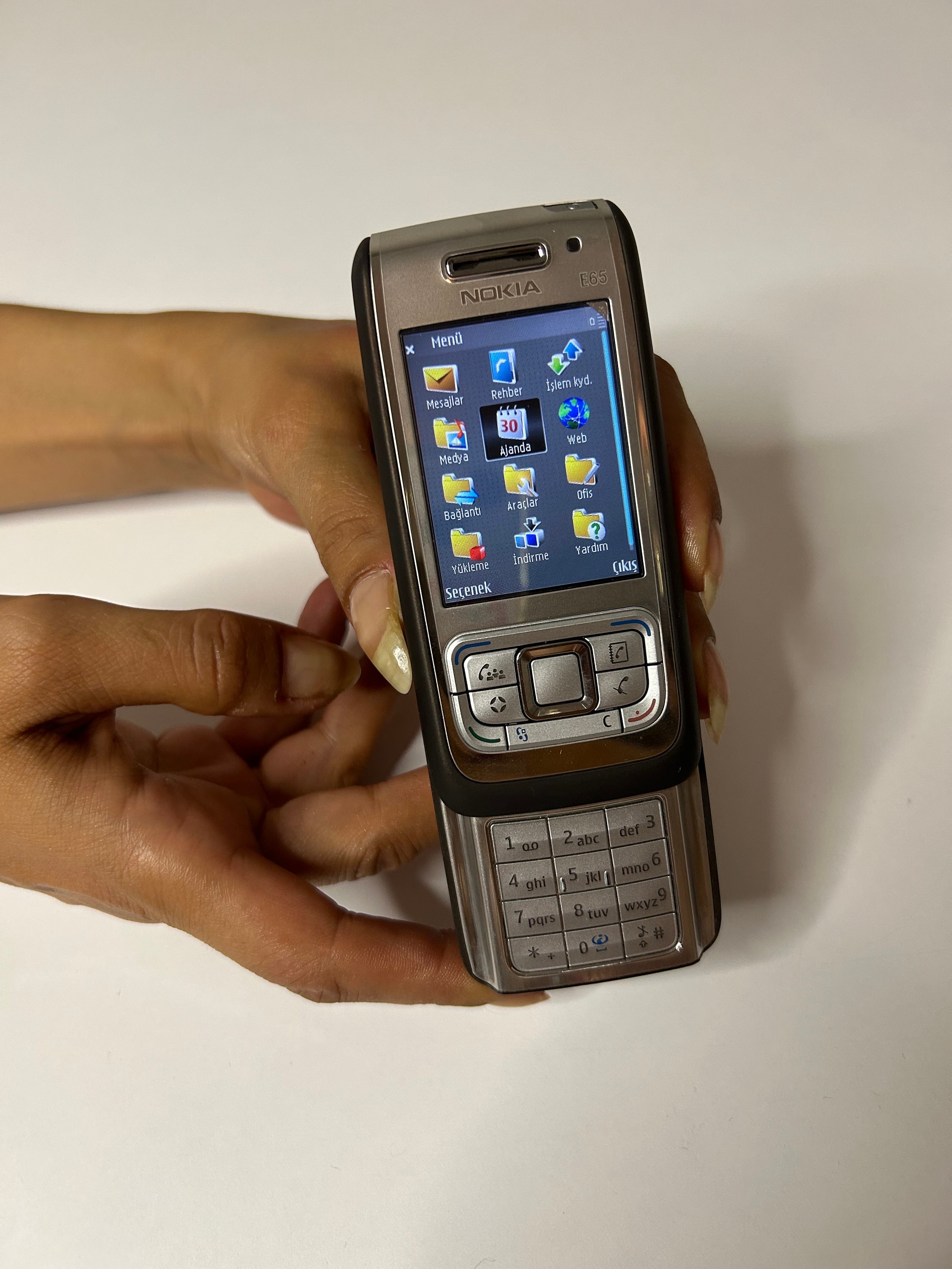 Nokia E65 Resim 2