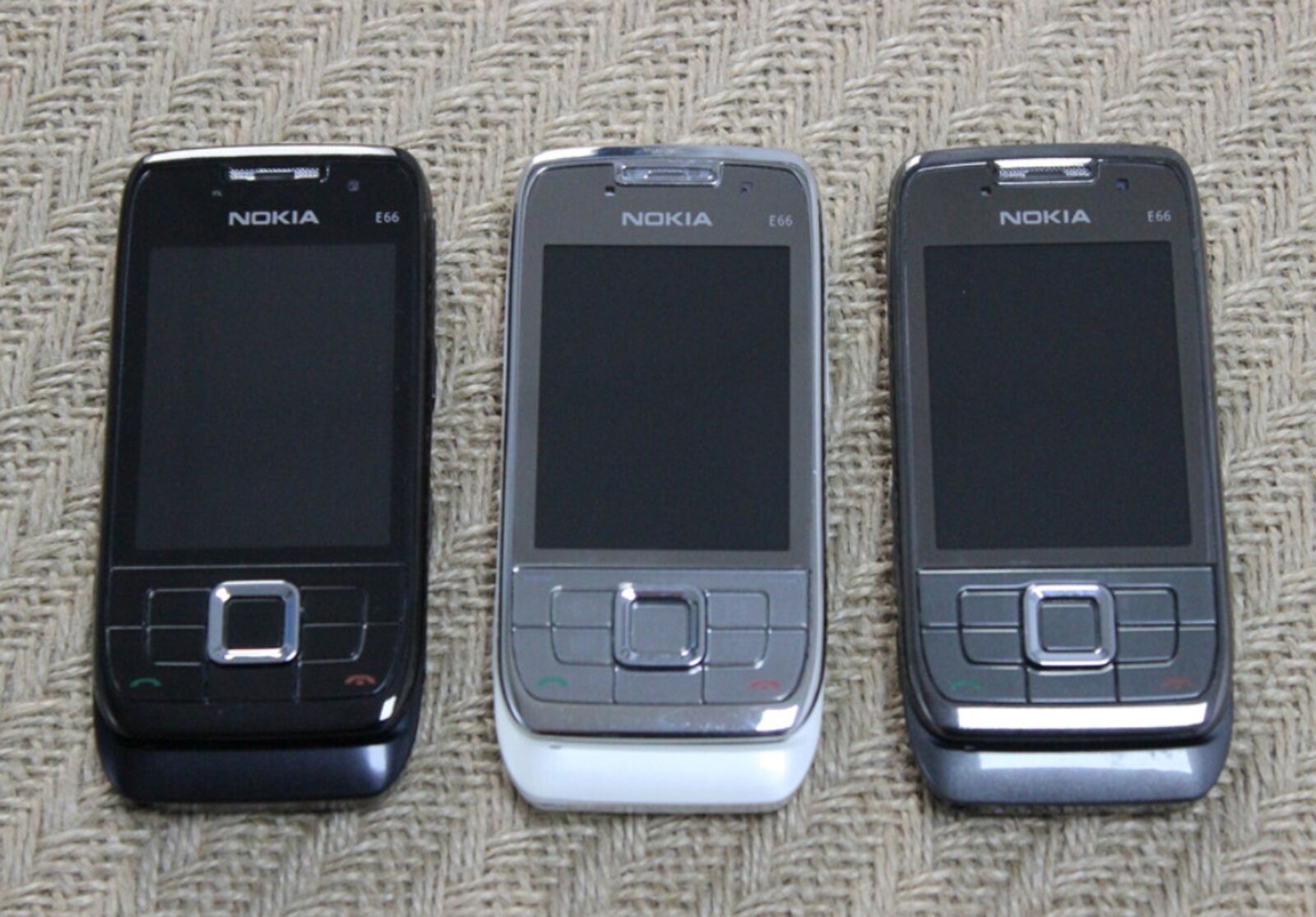 Nokia E66 Resim 3