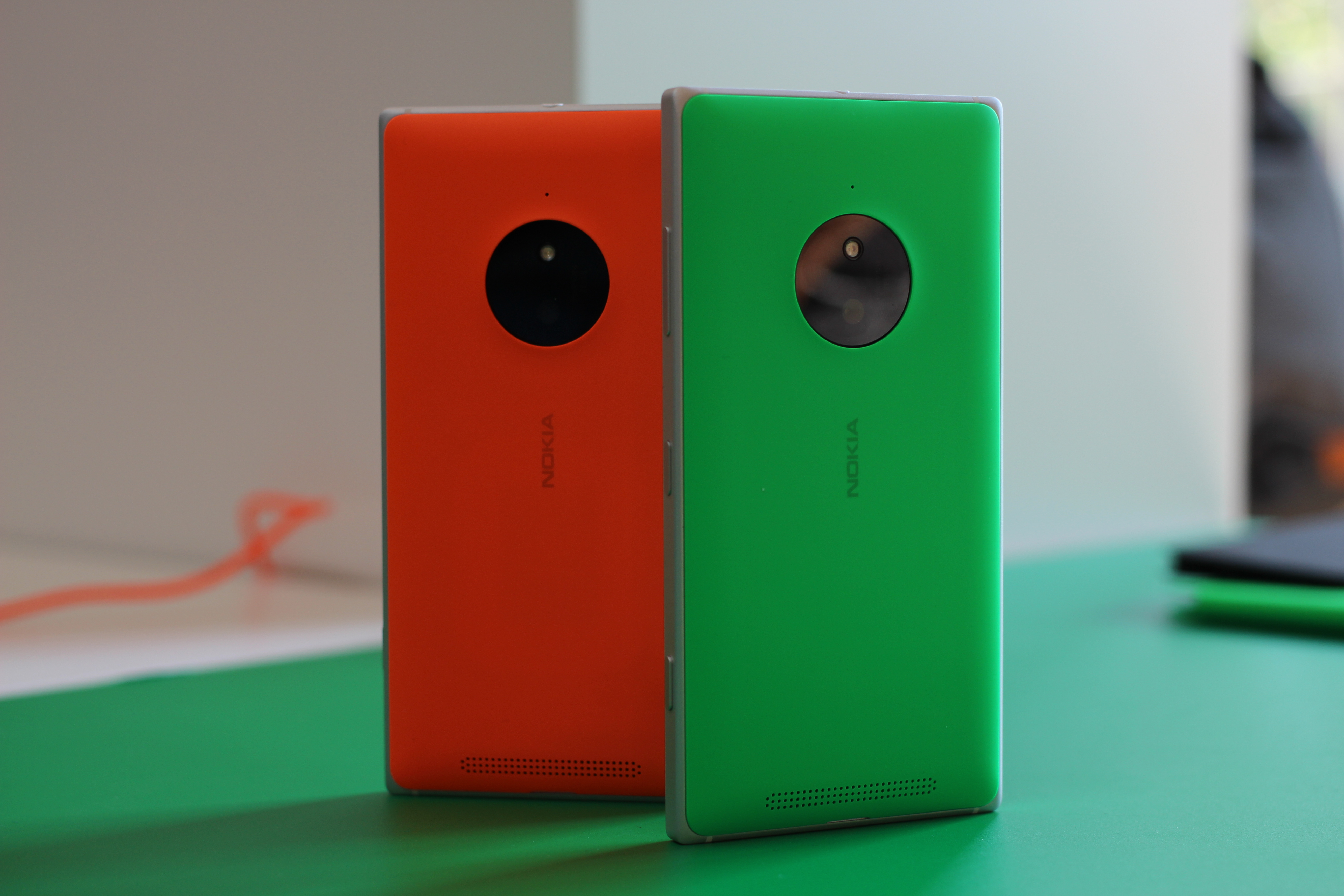 Nokia Lumia 830 Resim 3