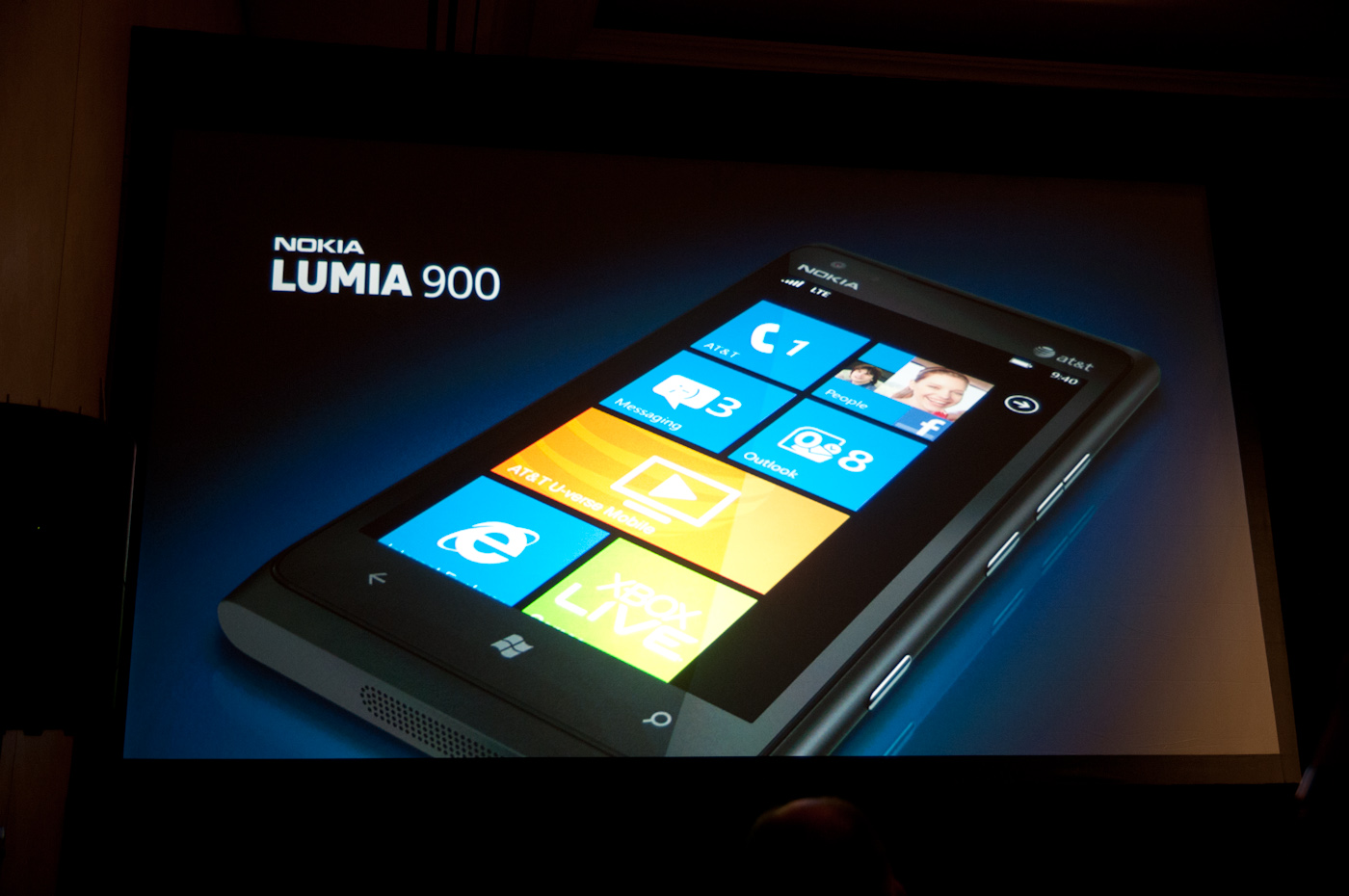 Nokia Lumia 900 AT&T Resim 4