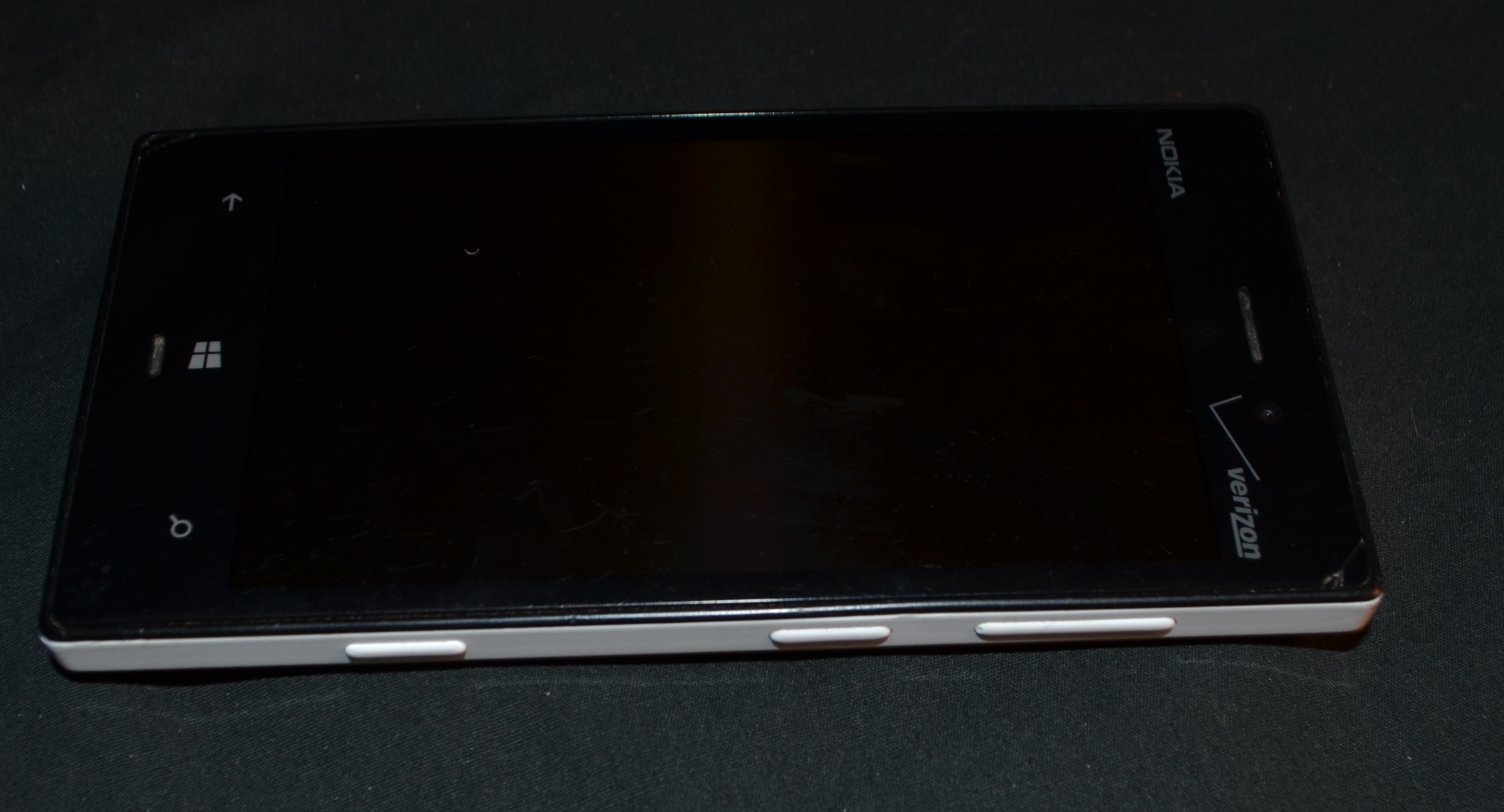Nokia Lumia 928 Resim 4