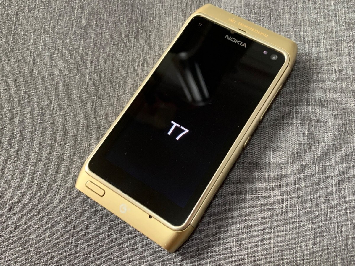 Nokia T7 Resim 3