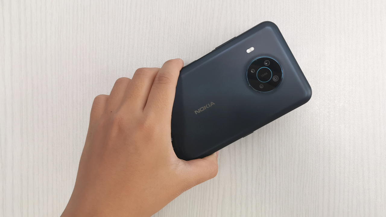 Nokia X1-00 Resim 5