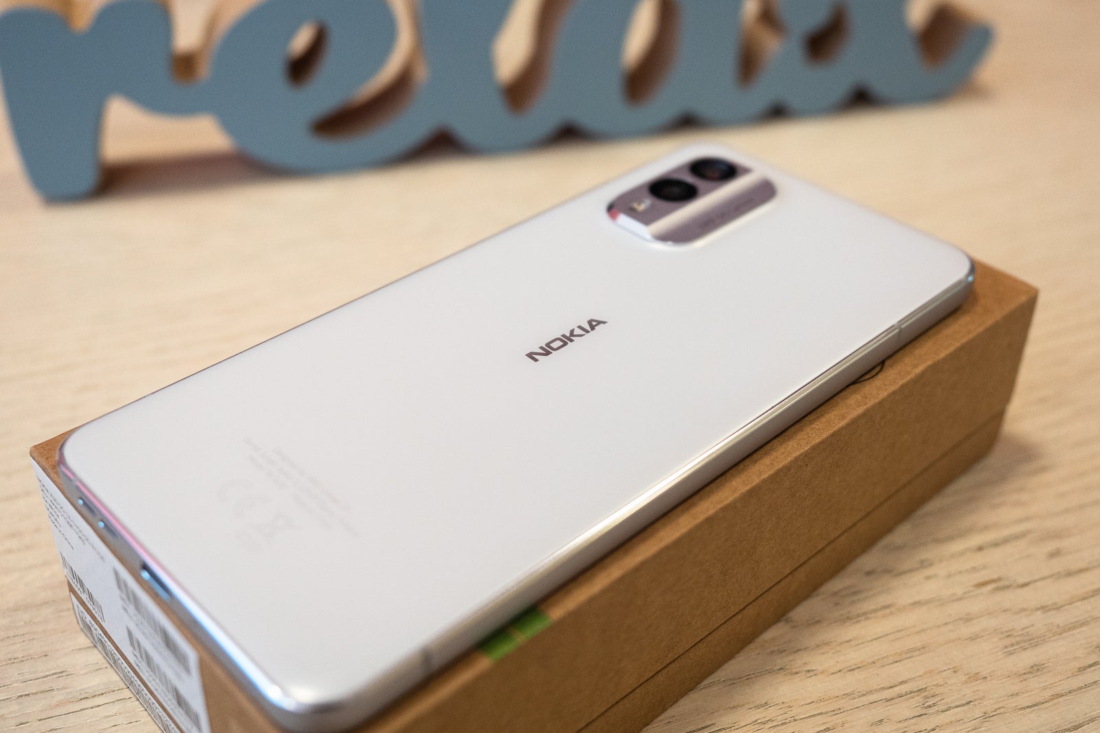 Nokia X30 Resim 2