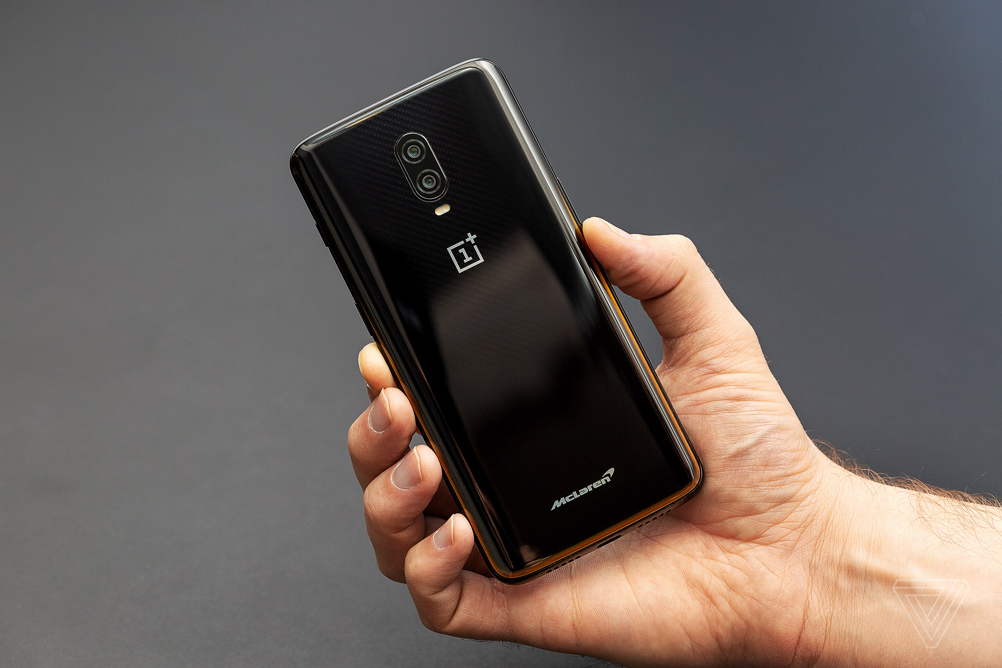 OnePlus 6T McLaren Resim 2