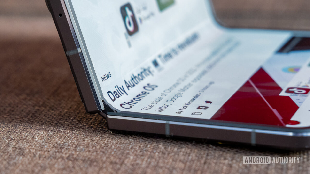 OnePlus V Fold