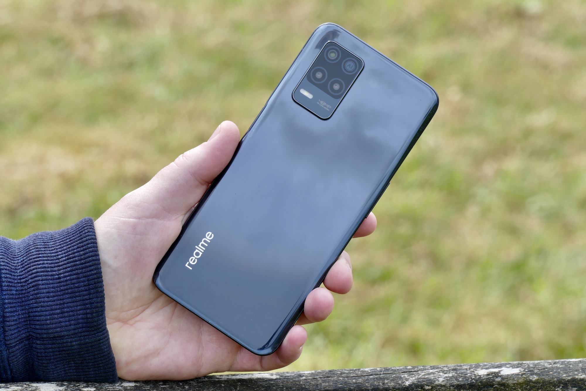 Realme 8 5G Resim 2