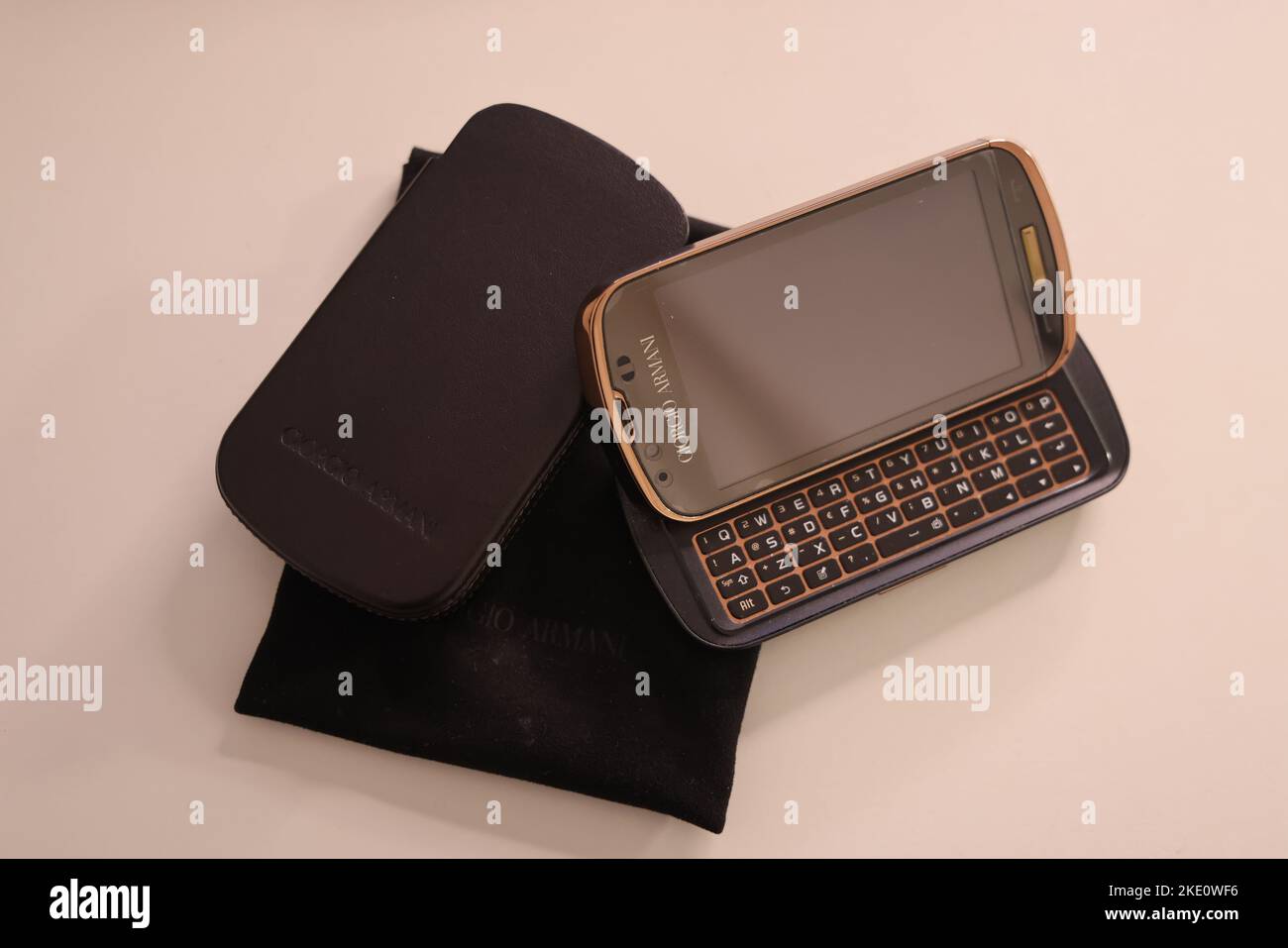 Samsung B7620 Giorgio Armani Resim 5