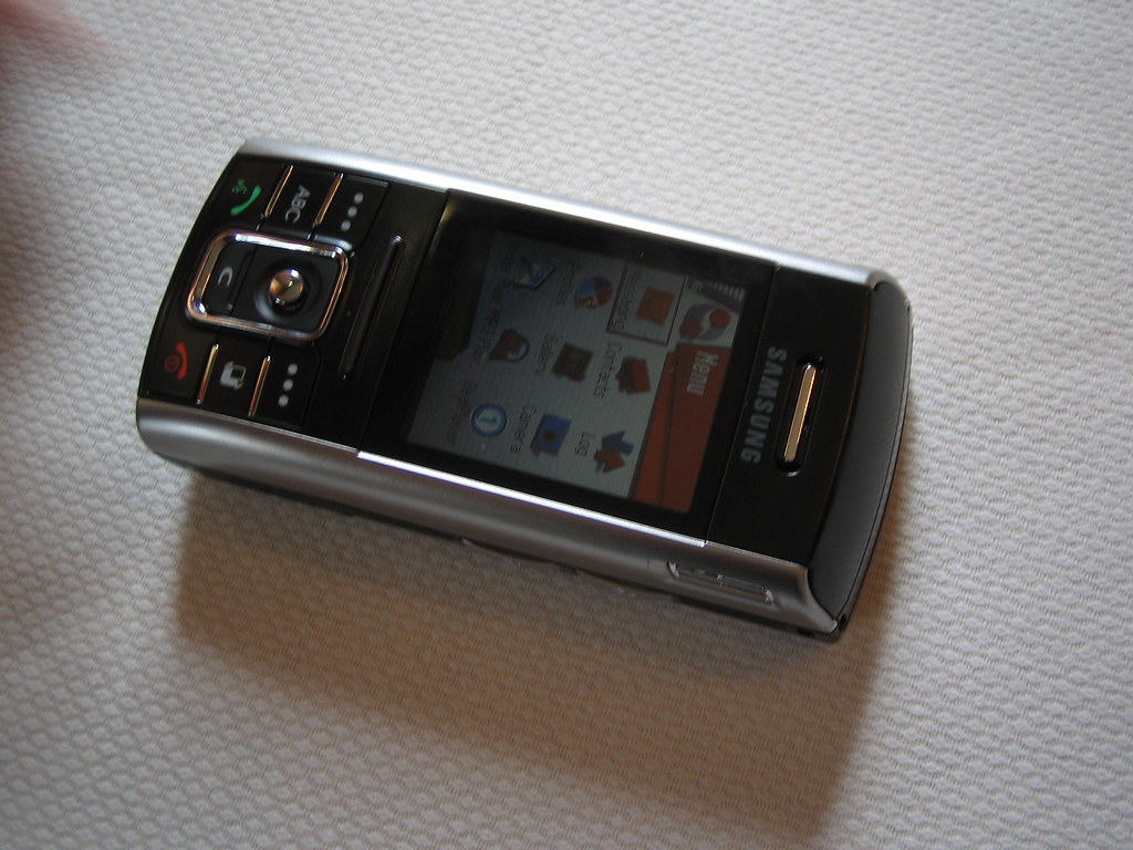 Samsung D720 Resim 4