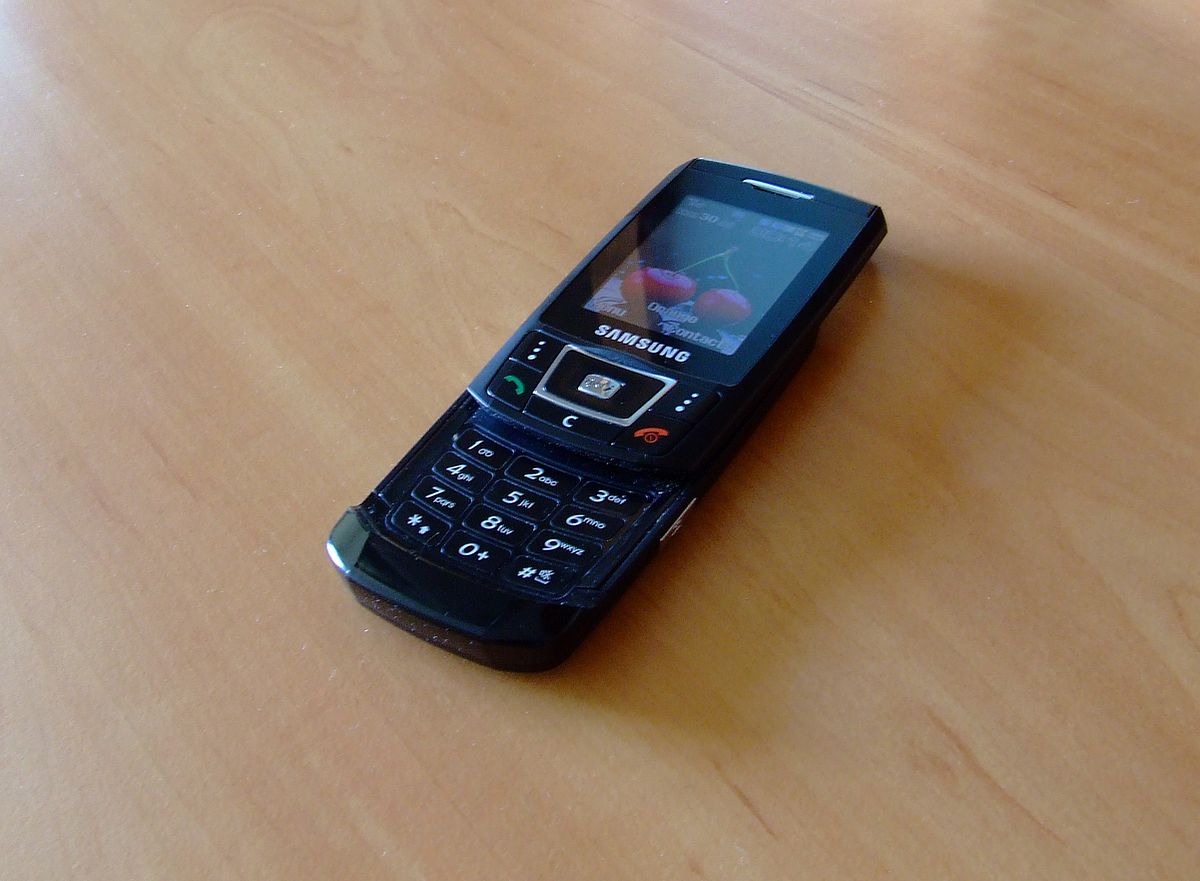 Samsung D800 Resim 4