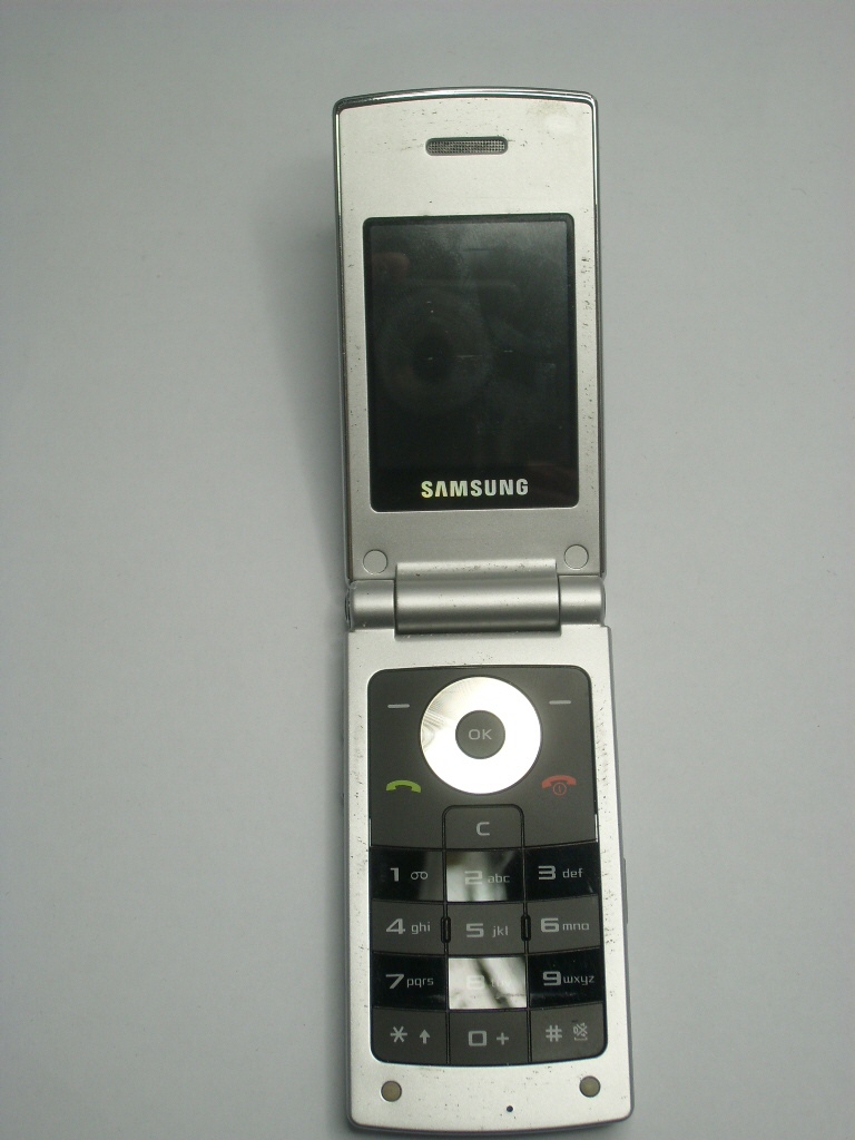 Samsung E210