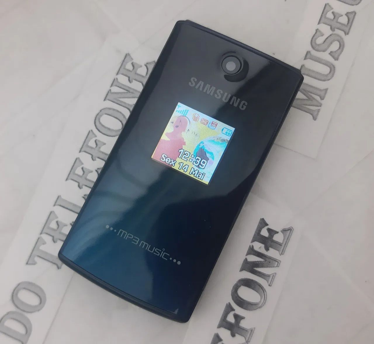 Samsung E215 Resim 4