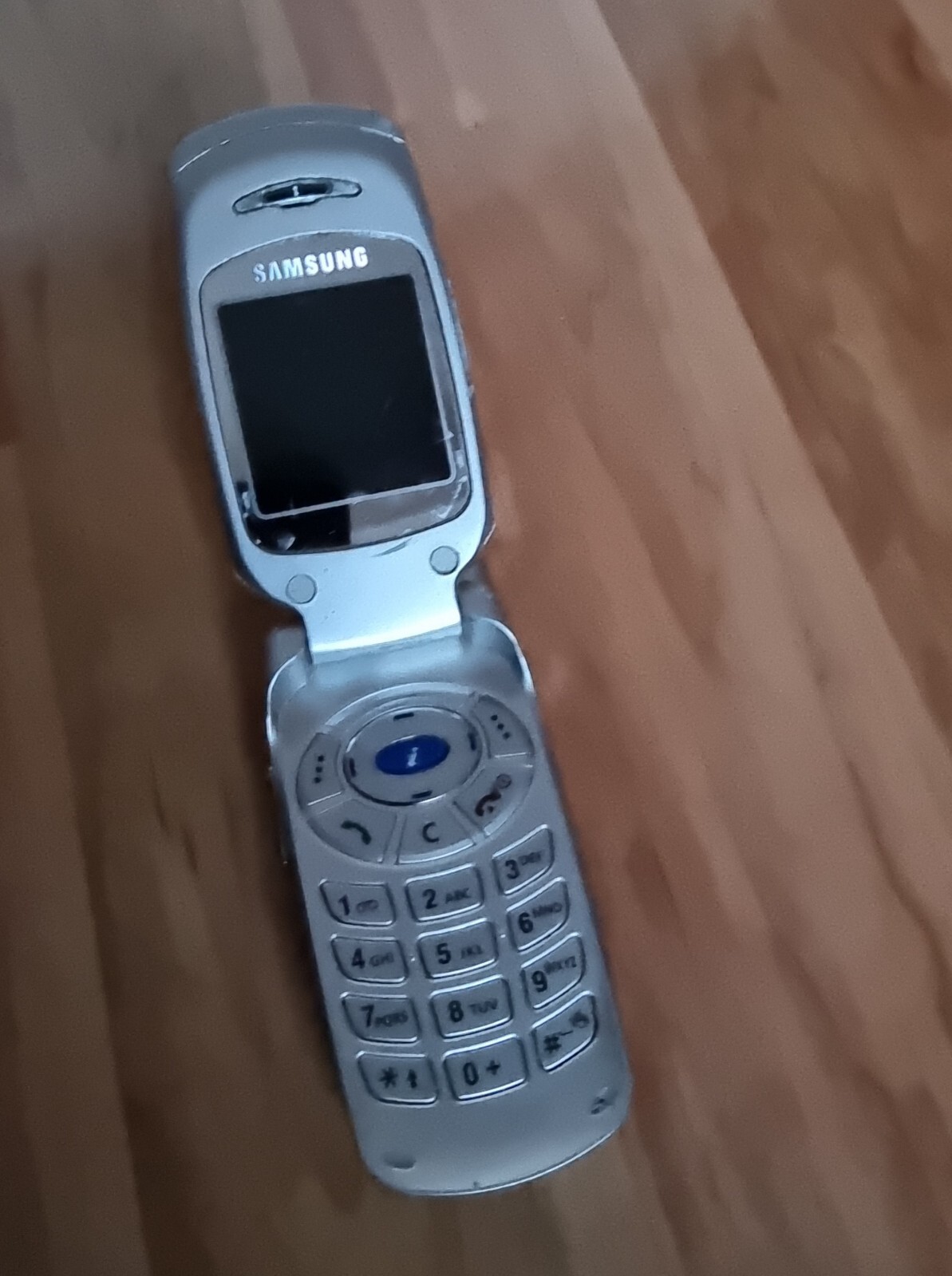 Samsung E600 Resim 2