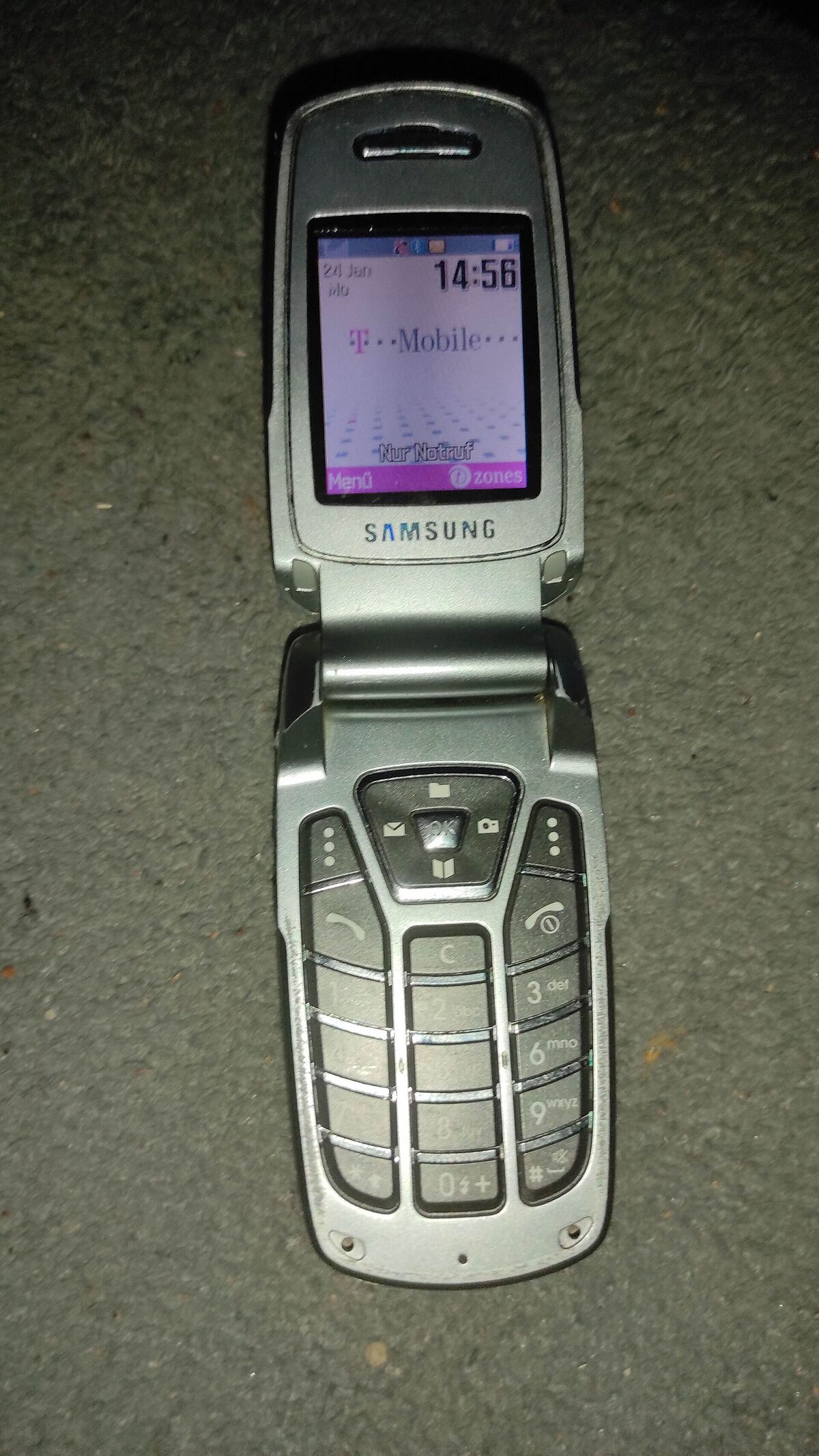 Samsung E720 Resim 3