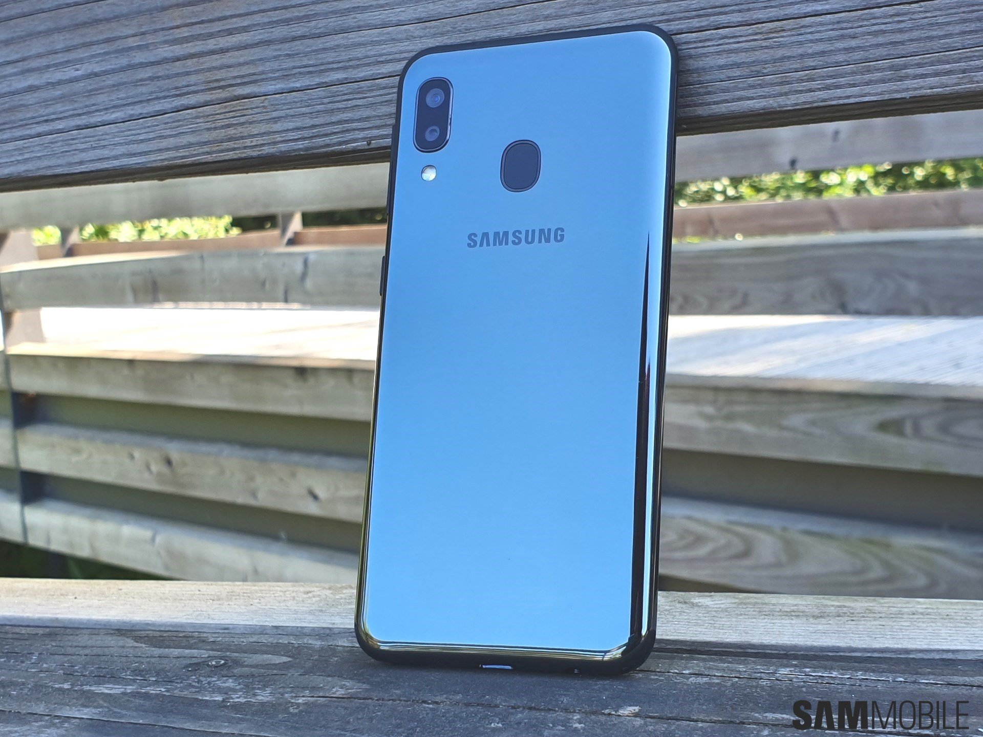 Samsung Galaxy A20e Resim 4