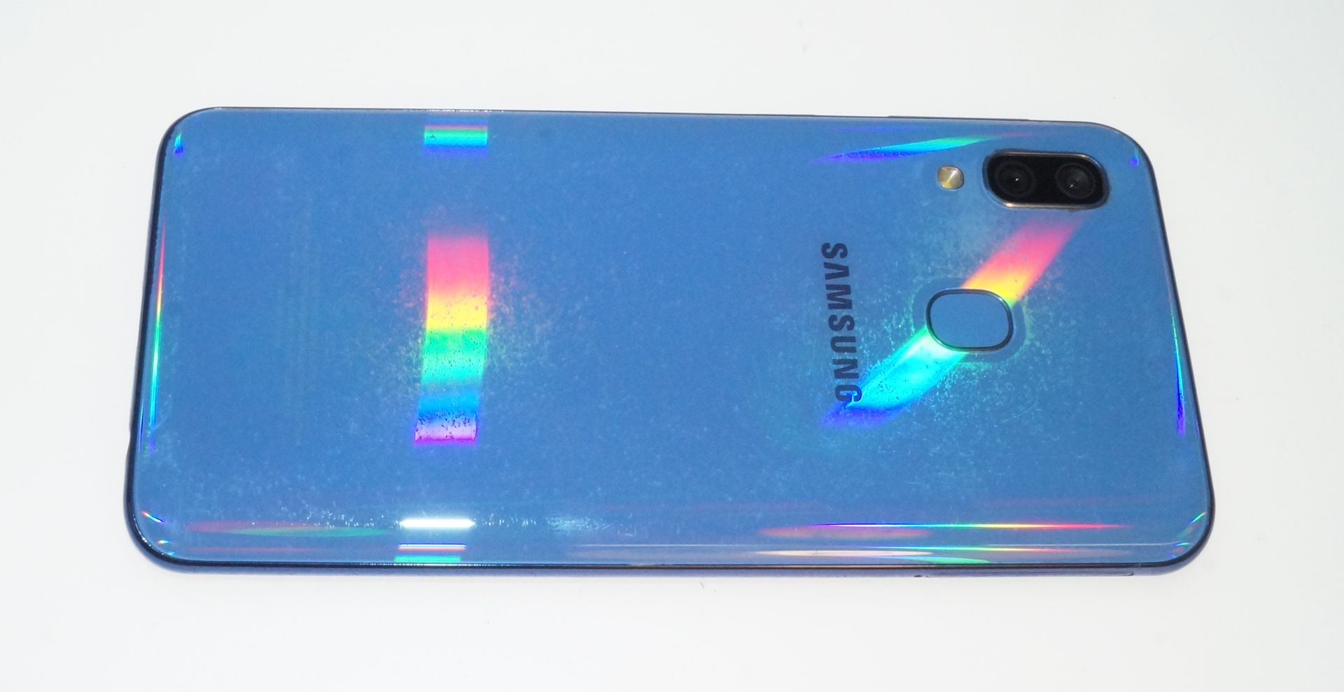 Samsung Galaxy A40 Resim 5