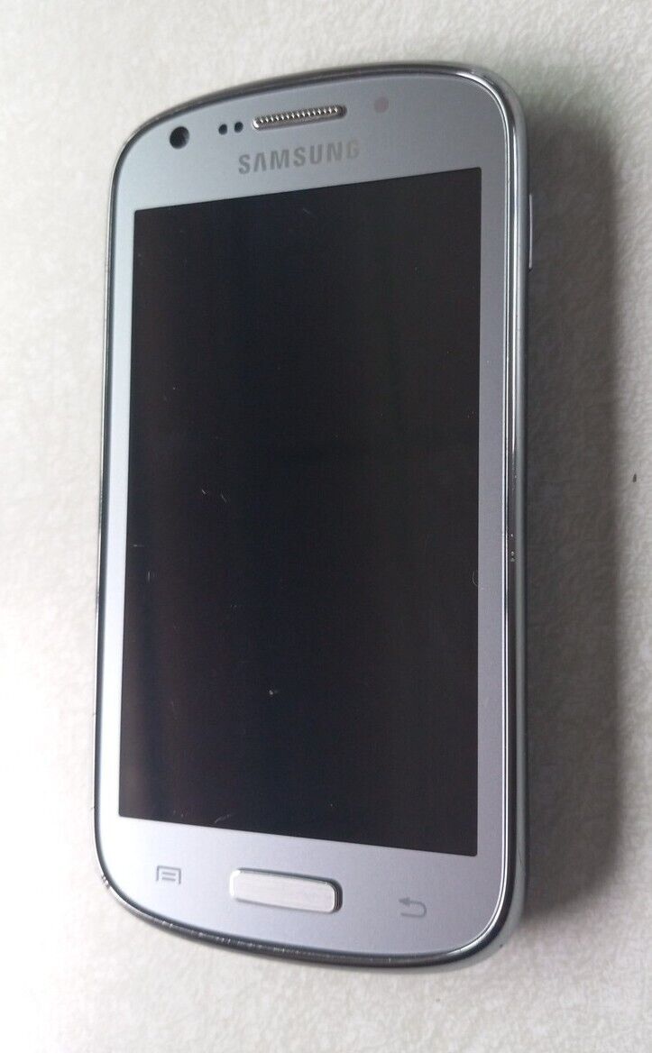 Samsung Galaxy Axiom R830 Resim 2