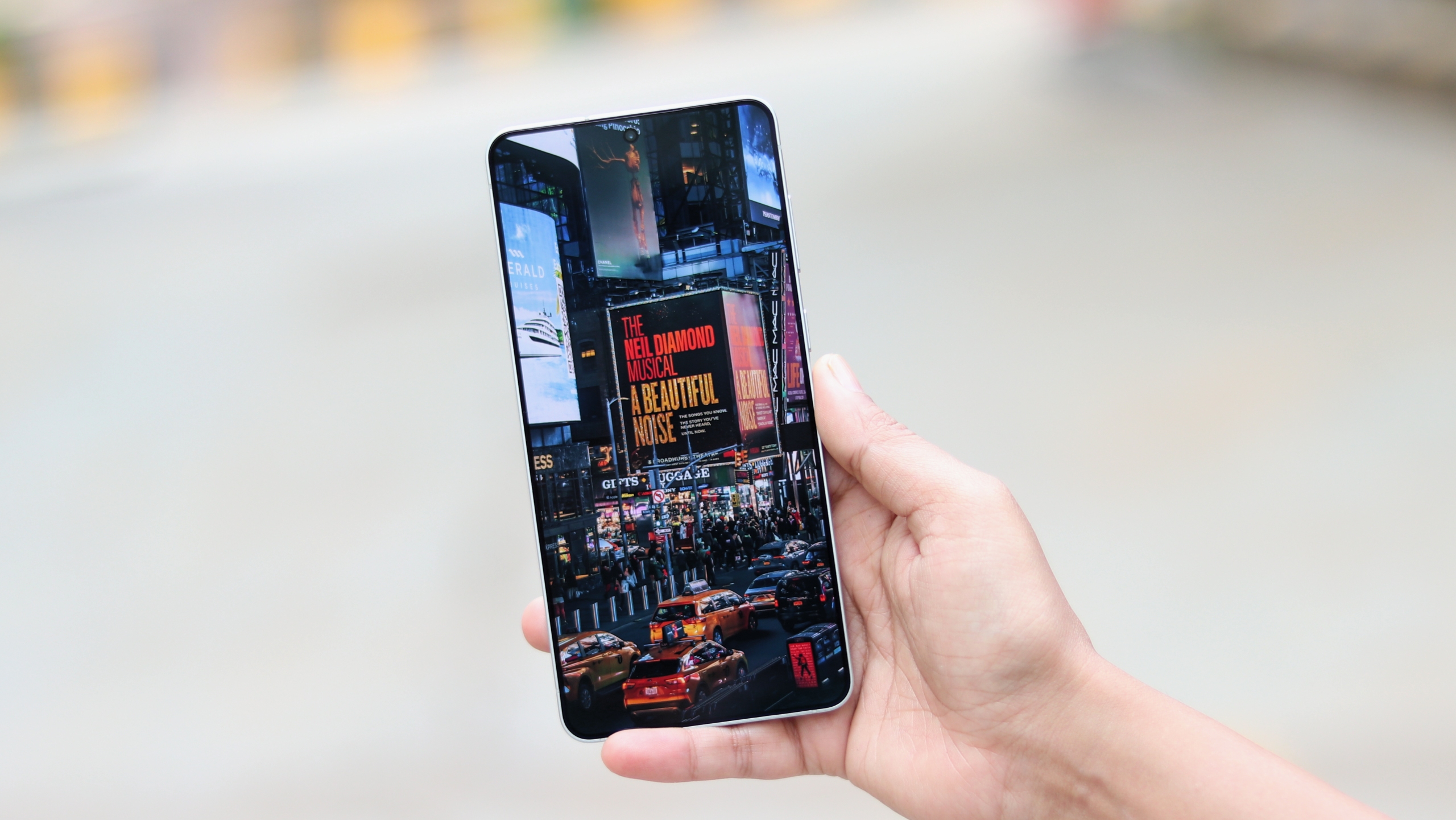 Samsung Galaxy I8250 Resim 3