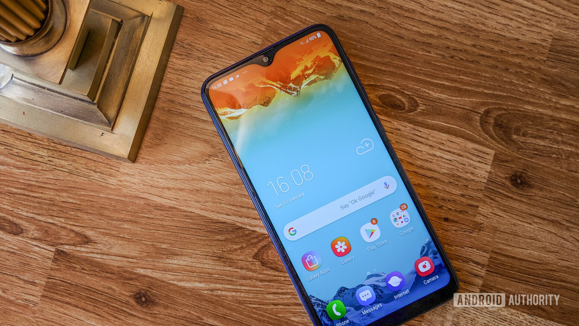 Samsung Galaxy M10 Resim 5