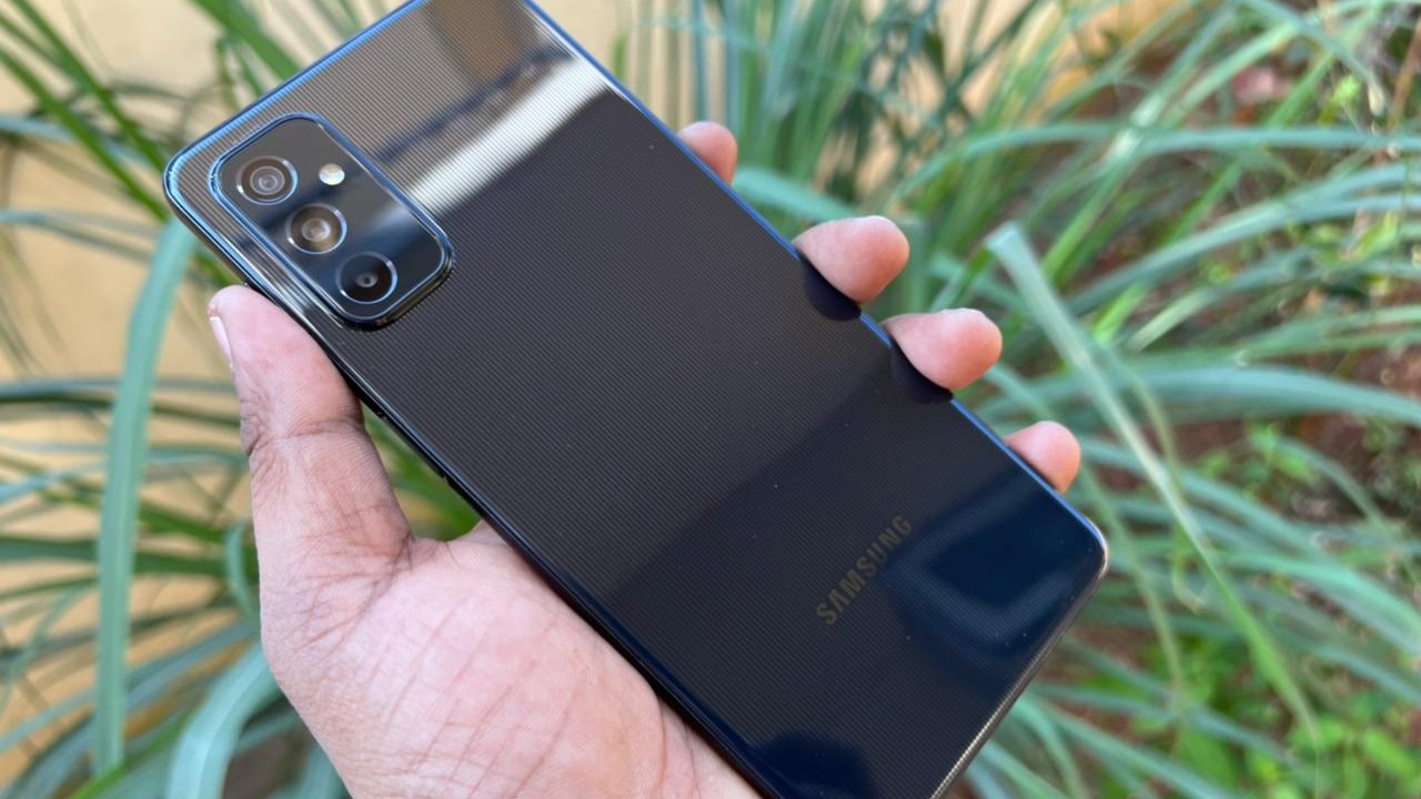 Samsung Galaxy M52 5G Resim 3