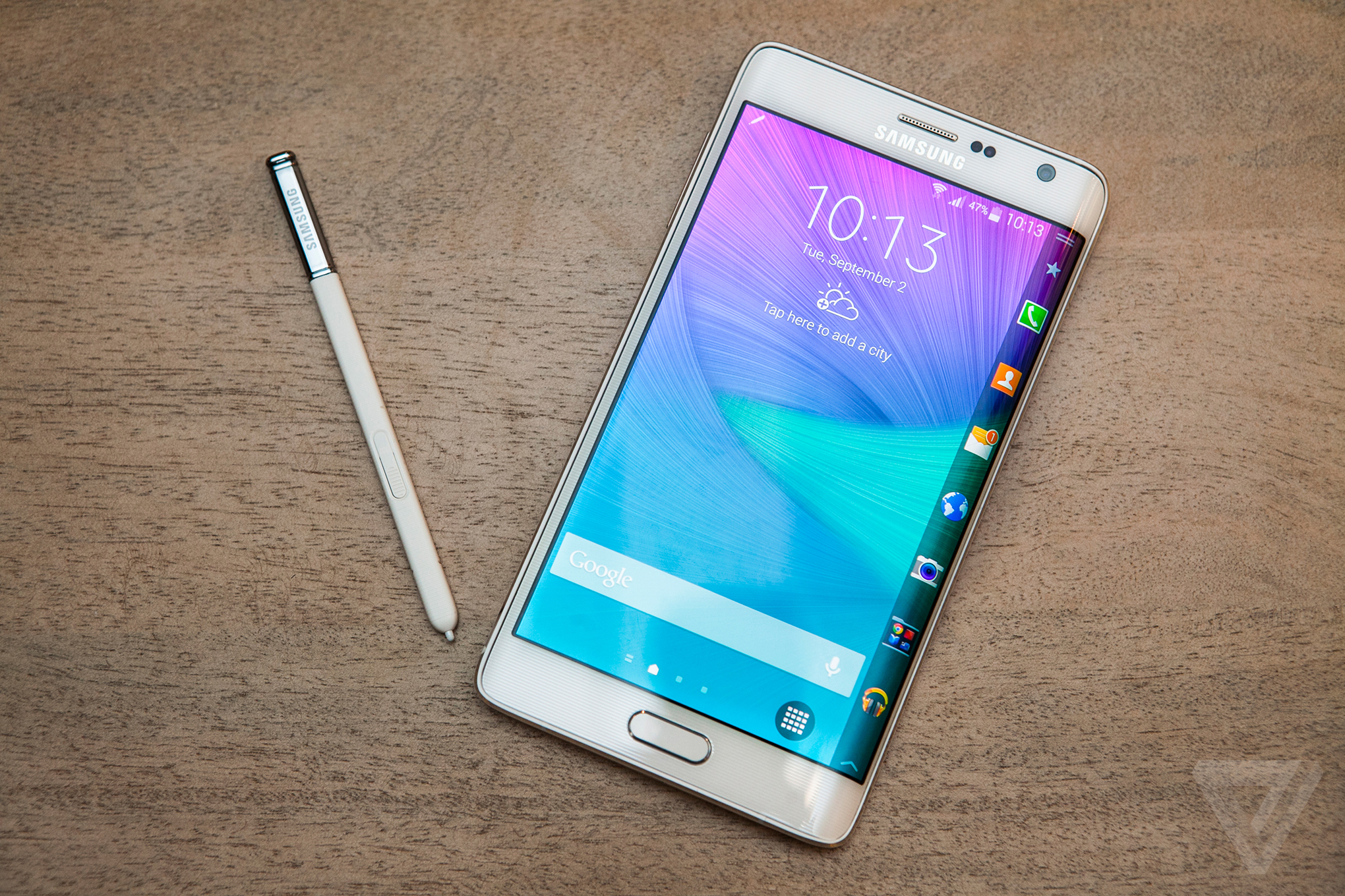 Samsung Galaxy Note Edge Resim 2